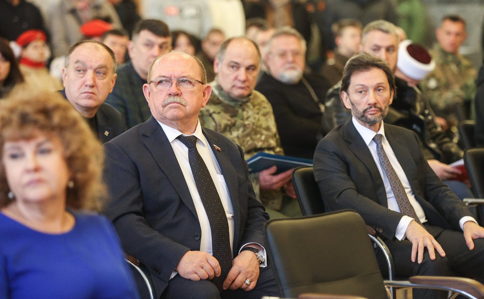 Сенаторы РФ приняли участие в торжественном мероприятии проекта «Связь поколений», посвященном Дню Неизвестного солдата