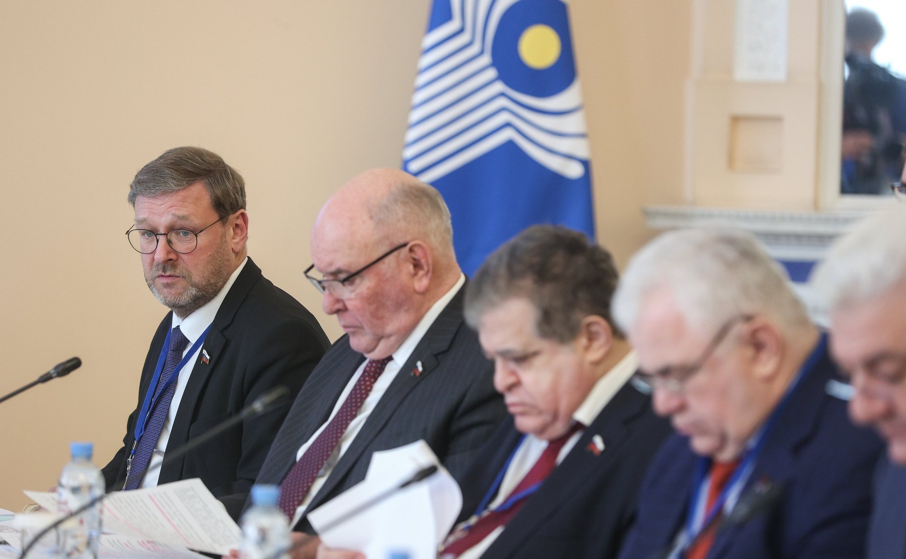 Заседание Постоянной комиссии МПА СНГ по политическим вопросам и международному сотрудничеству