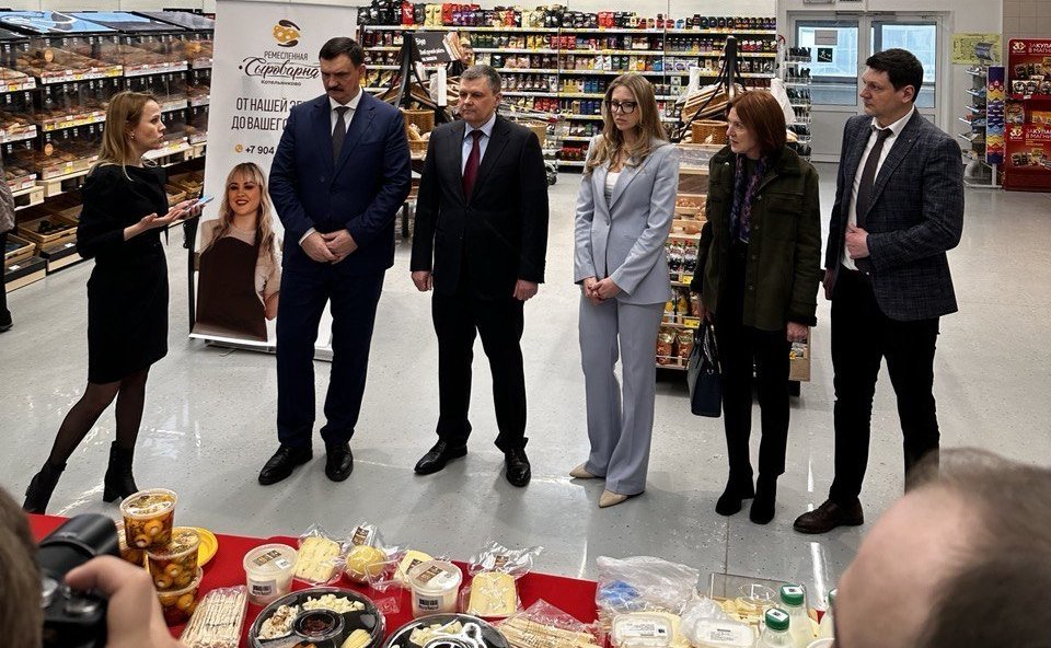 Александр Наролин принял участие в открытии агроагрегаторов торговых сетей в Волгоградской области