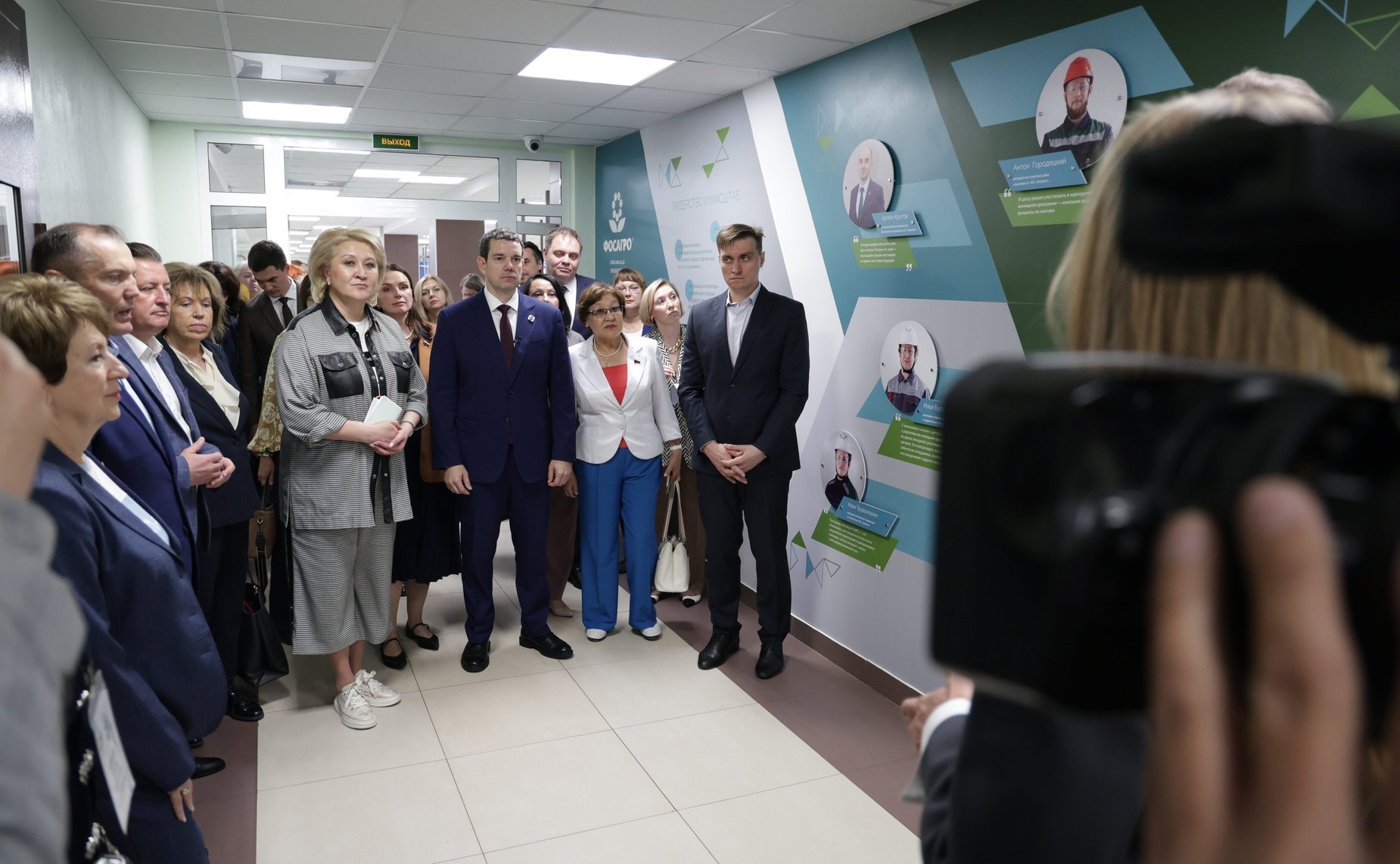 Выездное заседание Комитета Совета Федерации по науке, образованию и культуре «Развитие системы непрерывного образования для обеспечения технологического лидерства региона ( на примере Вологодской области)». Посещение школы №29