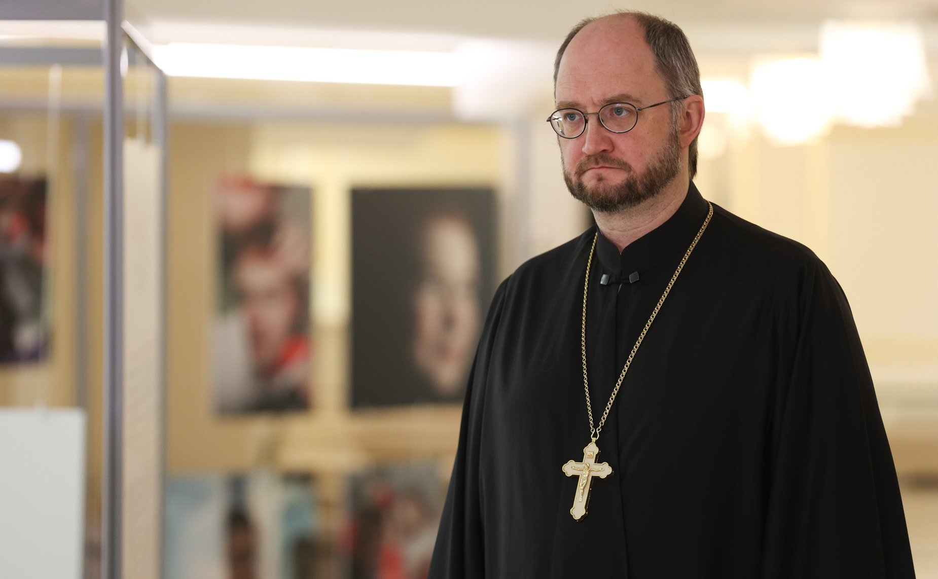 Открытие в Совете Федерации фотовыставки «Я ЖИВУ» в преддверии Международного дня редких заболеваний