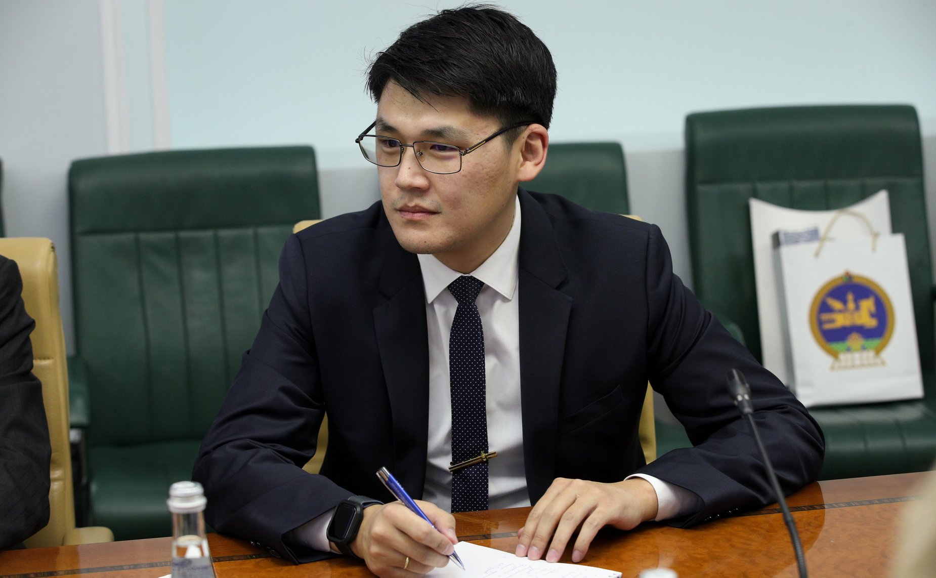 Встреча заместителя Председателя СФ Константина Косачева с членом Великого Государственного Хурала Монголии, Вице-премьером, Министром экономики и развития Монголии