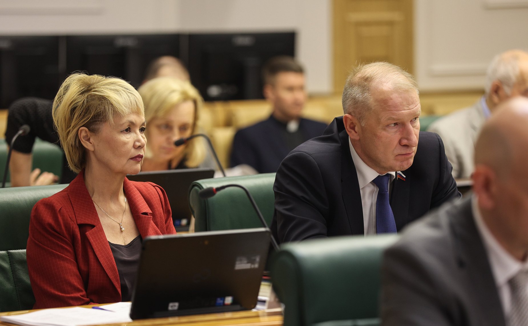 Заседание Совета по межнациональным отношениям и взаимодействию с религиозными объединениями на тему «Актуальные вопросы сохранения и укрепления традиционных российских духовно-нравственных ценностей в новой геополитической обстановке»