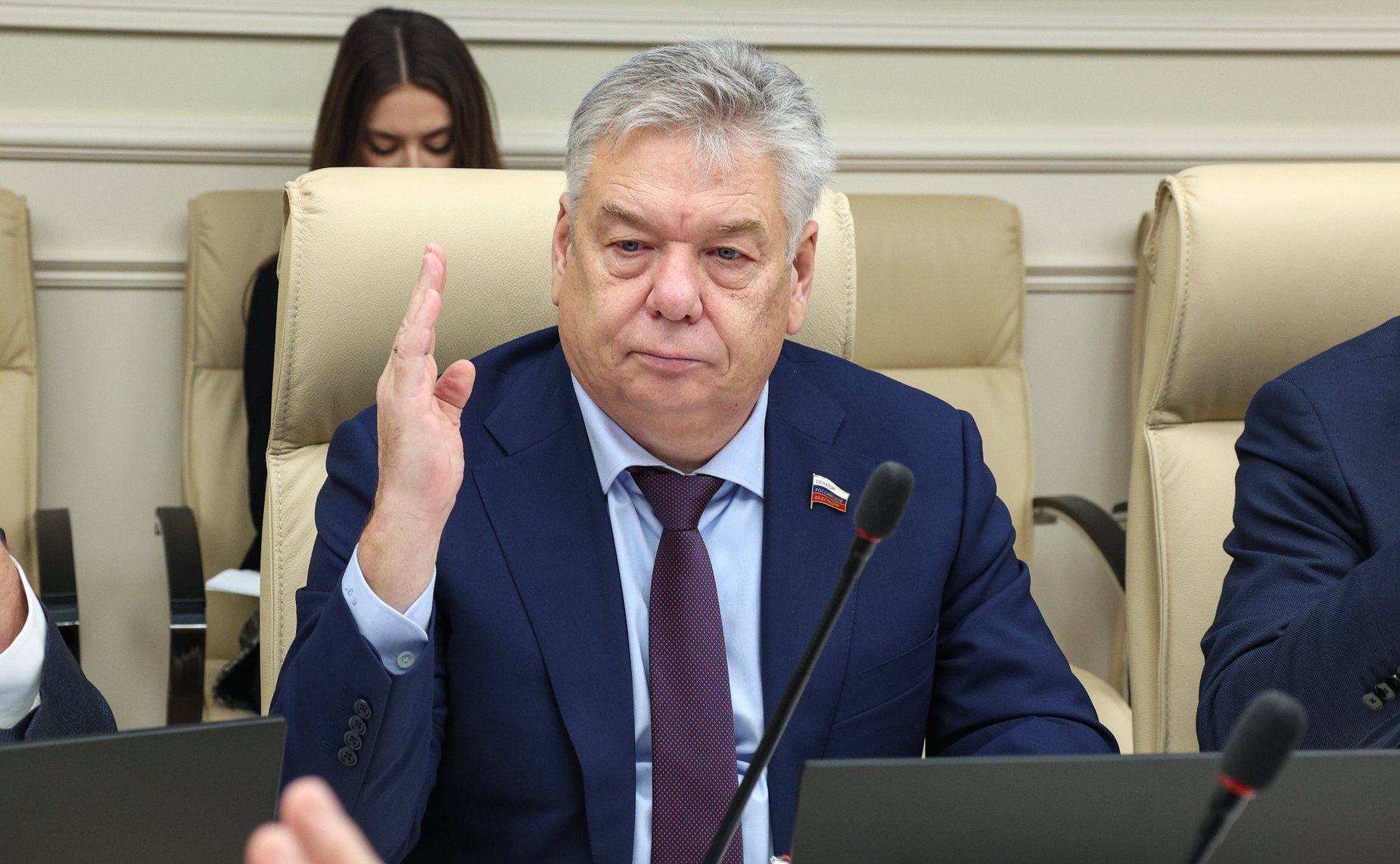 Николай Воробьев