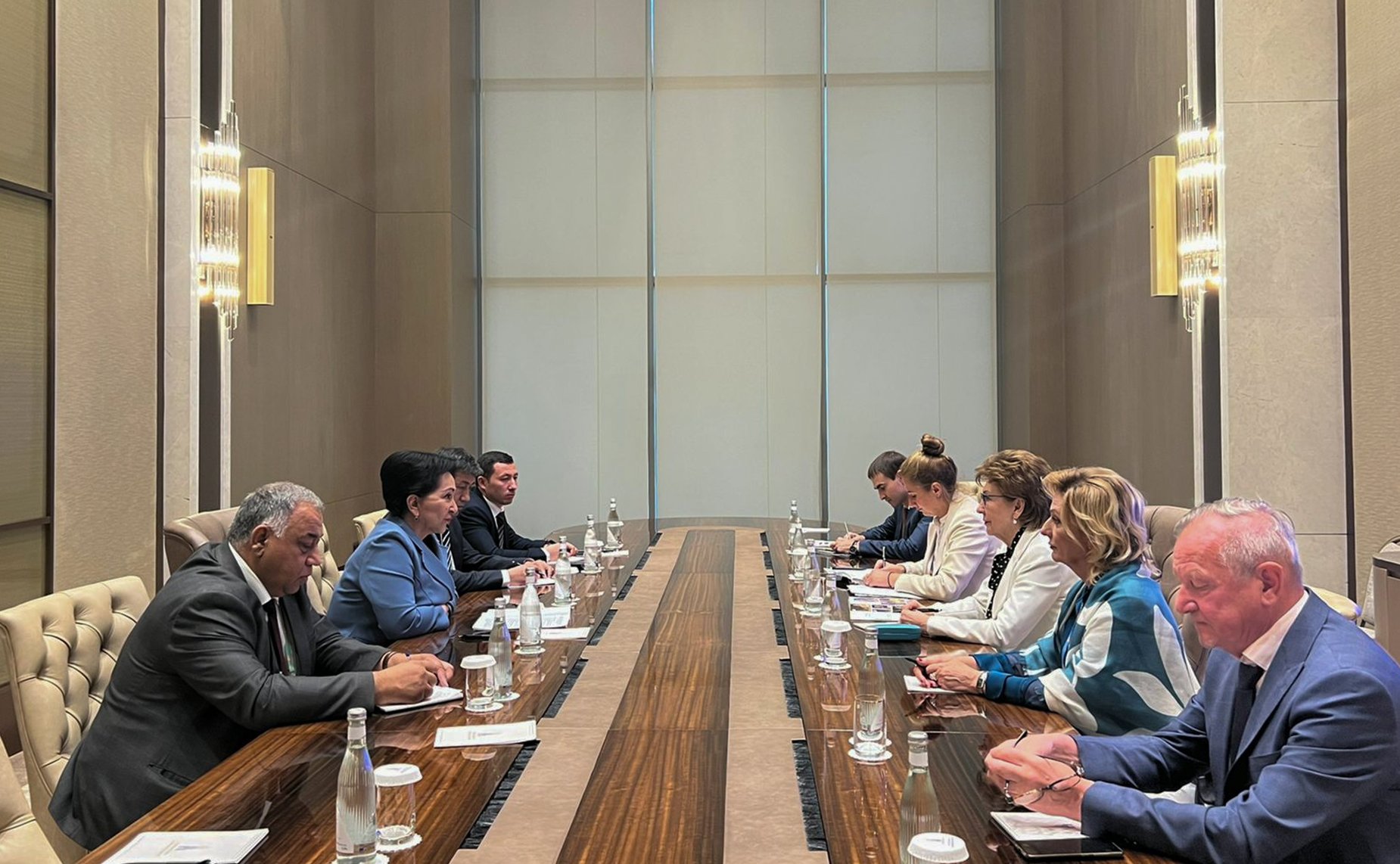 Заместитель Председателя Совета Федерации Галина Карелова в рамках 14-го Саммита женщин-председателей парламентов провела ряд двусторонних встреч