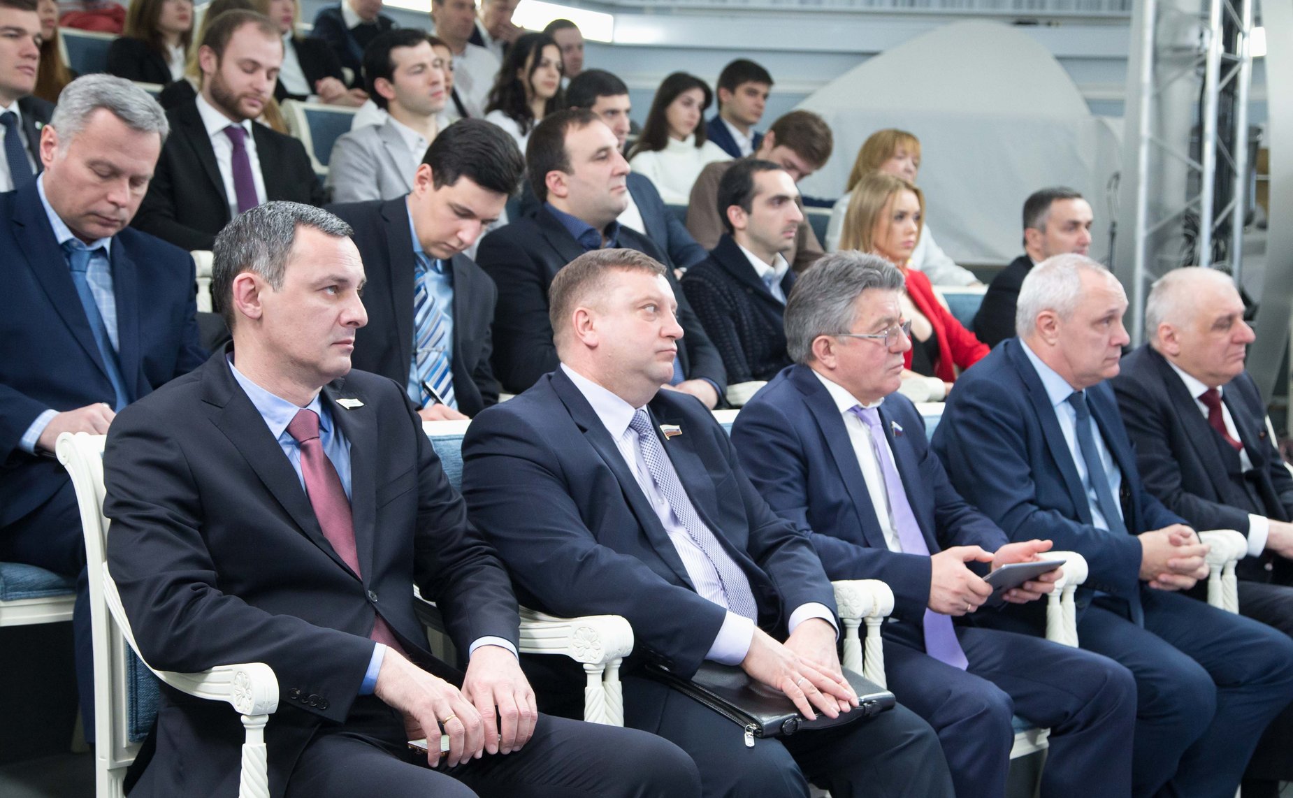 Пресс-конференция, посвященная созданию парламентской группы по поддержке благотворительного движения «Послов доброй воли Абхазии»