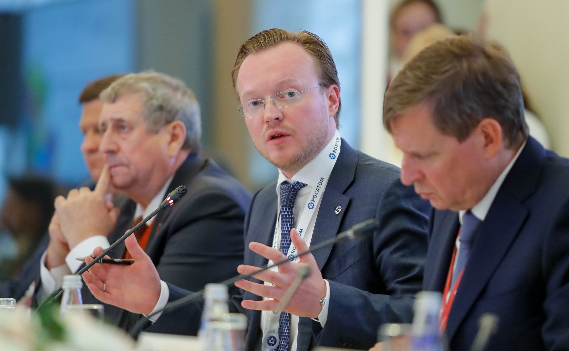 Круглый стол «Национальные стратегии и приоритеты в сфере охраны окружающей среды» в рамках X Невского международного экологического конгресса