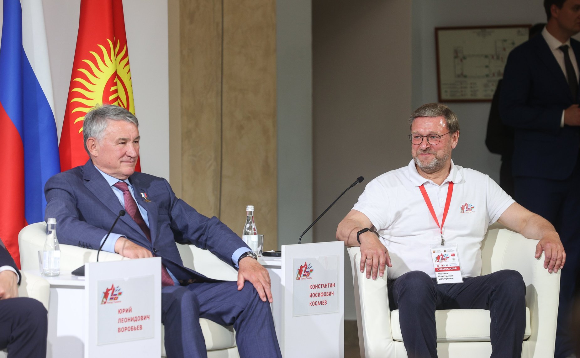 Валентина Матвиенко и Наталья Кочанова встретились с участниками культурно-образовательного проекта «Поезд Памяти». Мероприятие состоялось в Уфе в рамках Х Форума регионов России и Беларуси