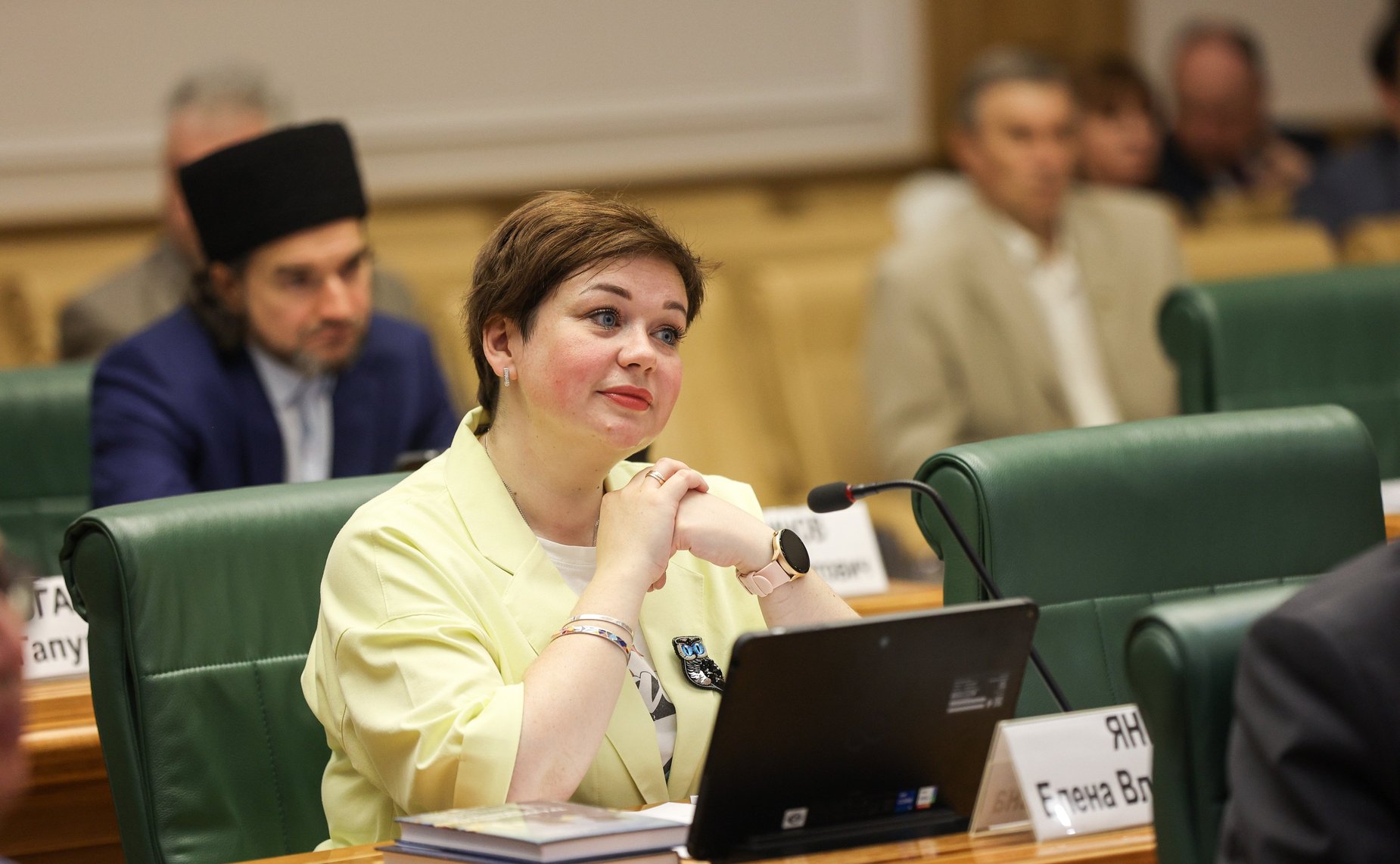 Заседание Совета по межнациональным отношениям и взаимодействию с религиозными объединениями на тему «Актуальные вопросы сохранения и укрепления традиционных российских духовно-нравственных ценностей в новой геополитической обстановке»