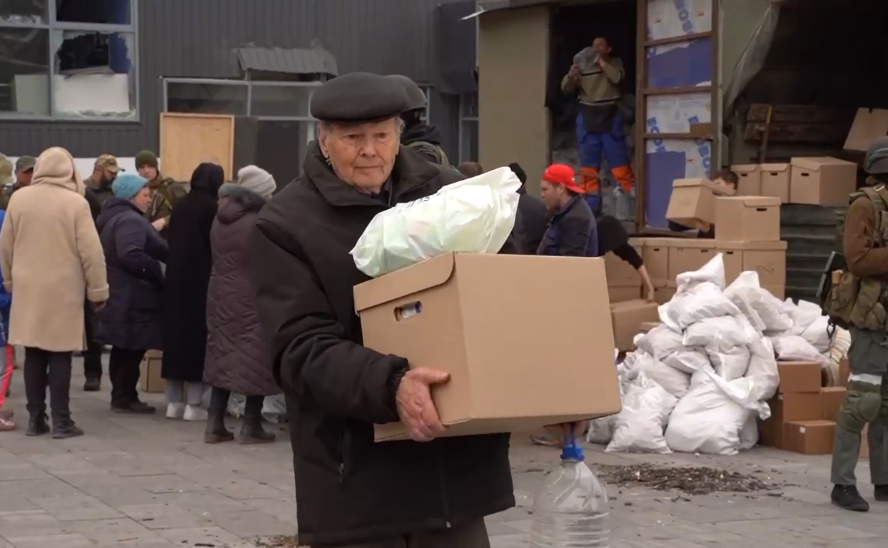 Андрей Чернышев принял участие в организации поставки гуманитарной помощи в Донбасс благотворительным фондом региона