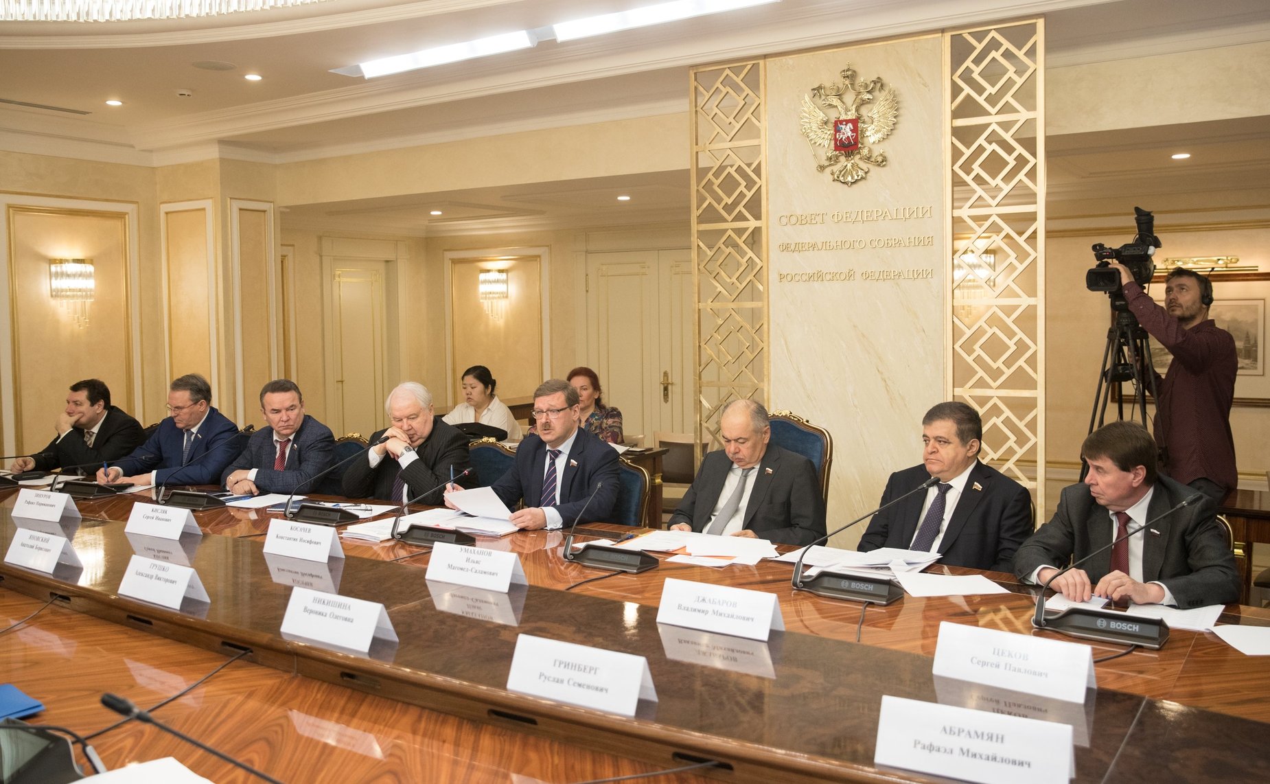 «Круглый стол» на тему «Вопросы сопряжения интеграционных объединений ЕАЭС и ЕС: возможности и перспективы»