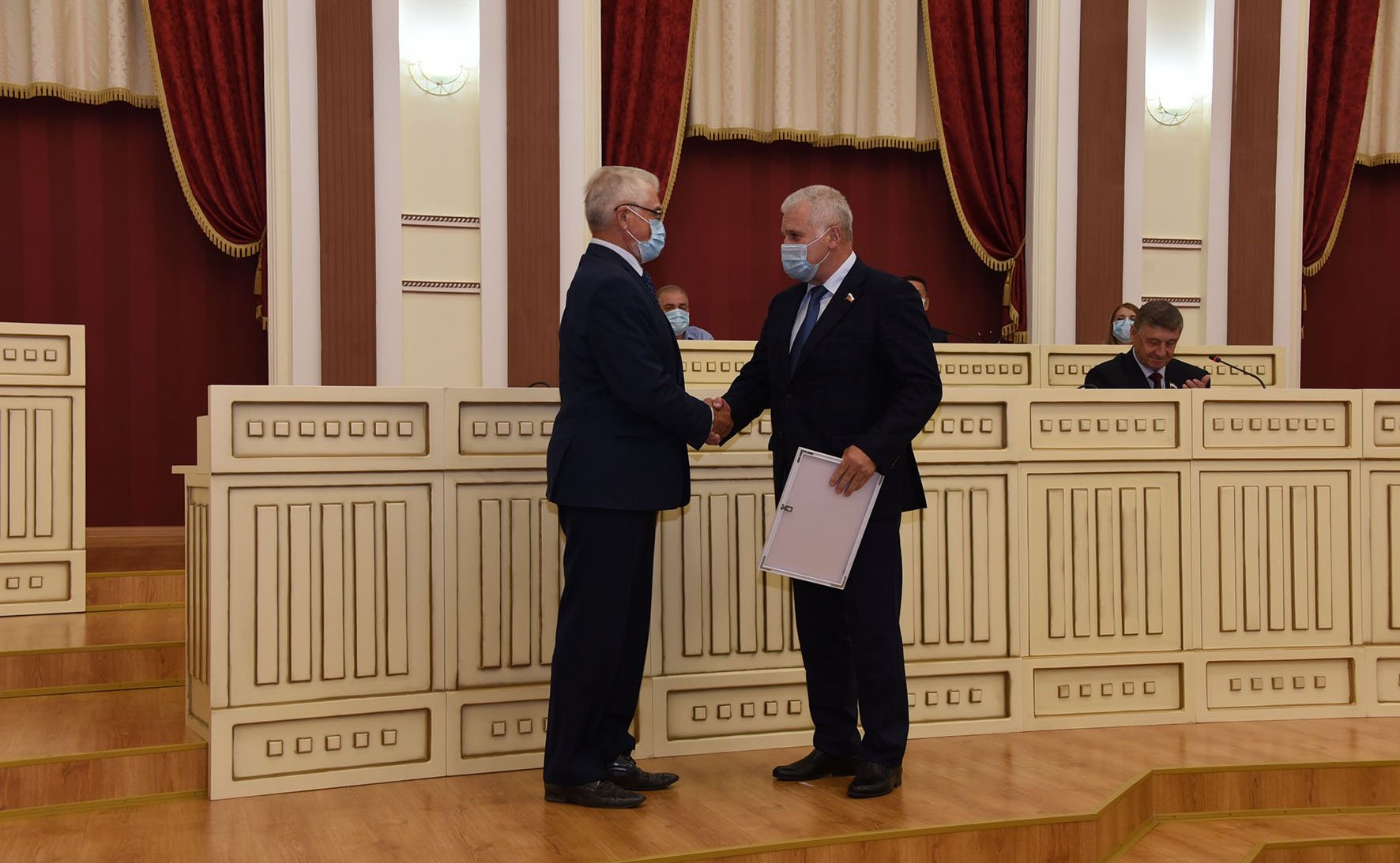 Сергей Мартынов принял участие в заседании Госсобрания Республики