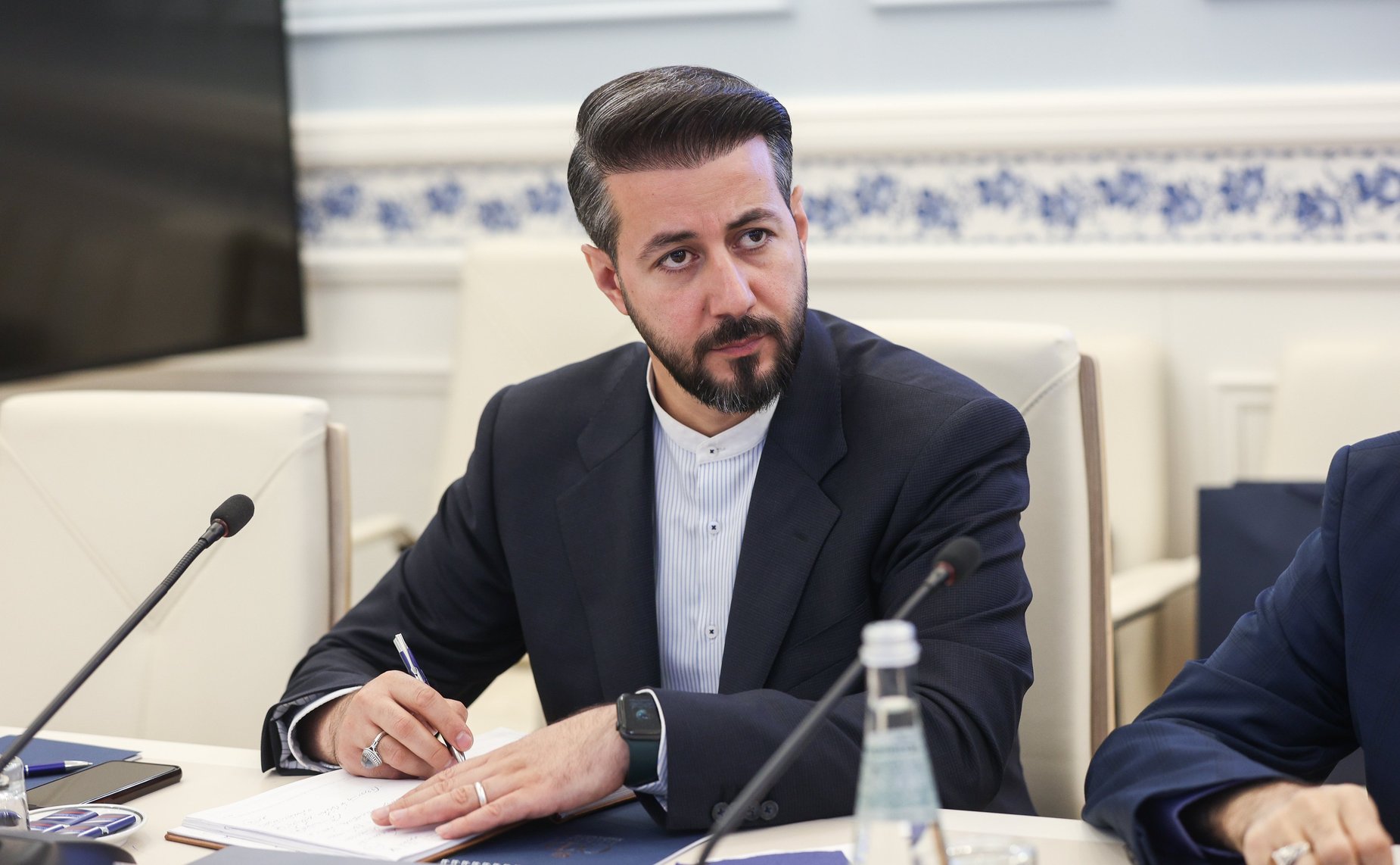 Дмитрий Василенко провел встречу с руководителем парламентской группы дружбы Иран — Россия, членом Комиссии по национальной безопасности и внешней политике Собрания Исламского Совета Ирана Эбрахимом Резаи