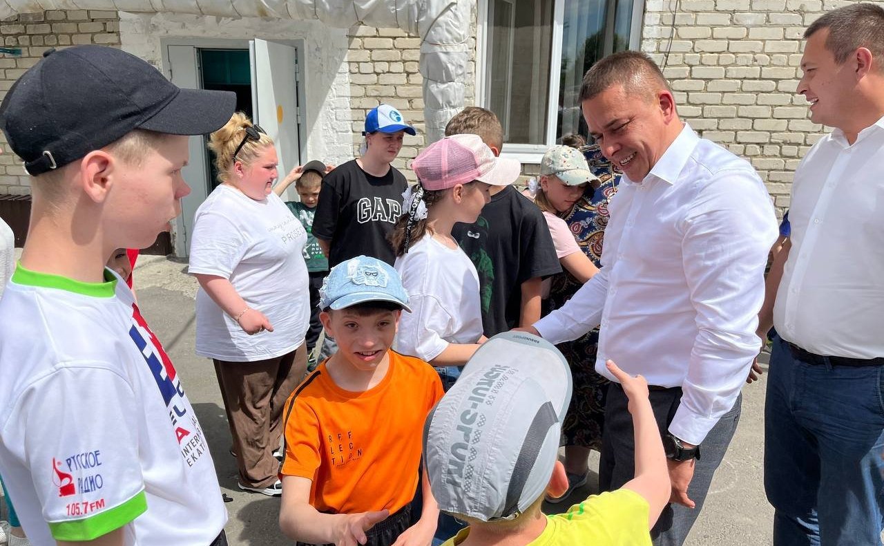 Айрат Гибатдинов по случаю празднования Международного Дня защиты детей посетил ряд детских социальных учреждений