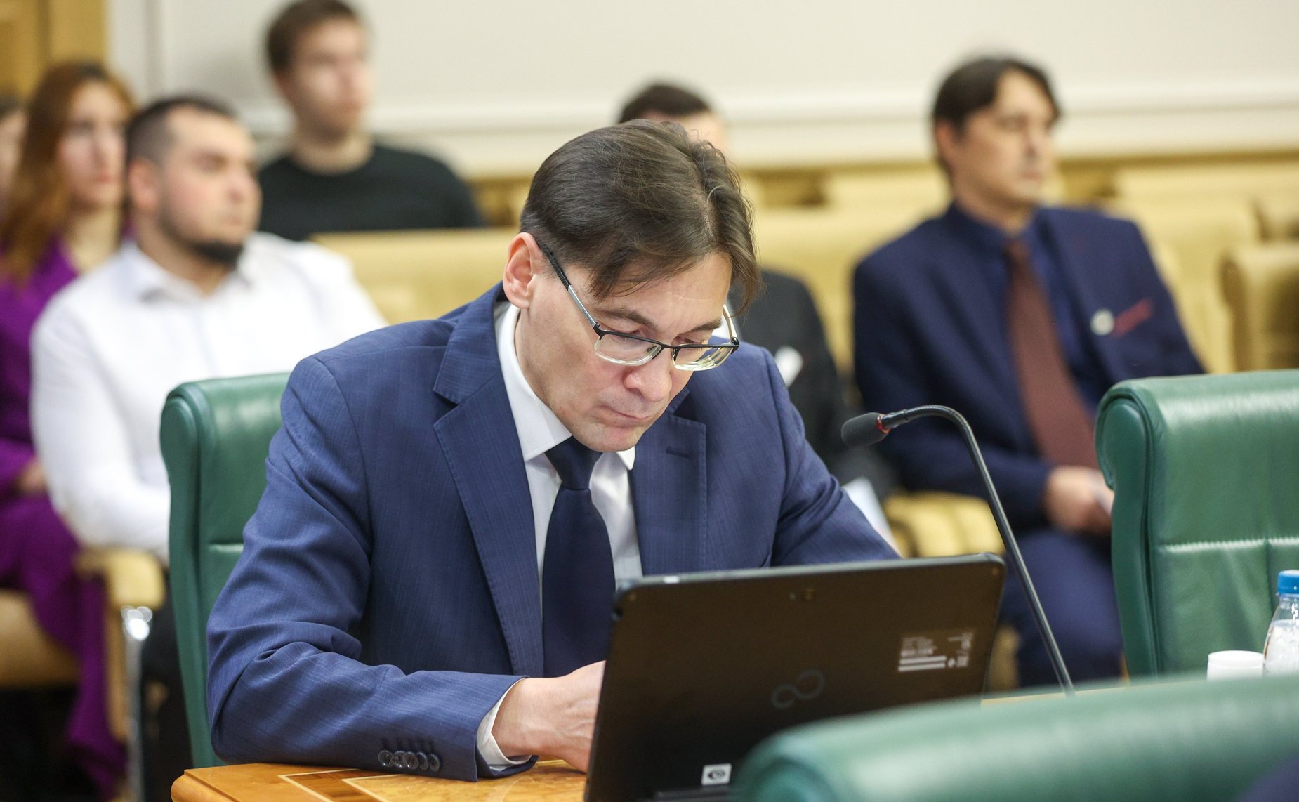 Совещание Комитета Совета Федерации по Регламенту и организации парламентской деятельности на тему «Развитие нормативно-правового регулирования обеспечения технологического суверенитета и подготовки кадров в сфере БАС»