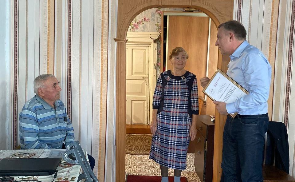 Александр Варфоломеев посетил социальные объекты в селах Республики Бурятия