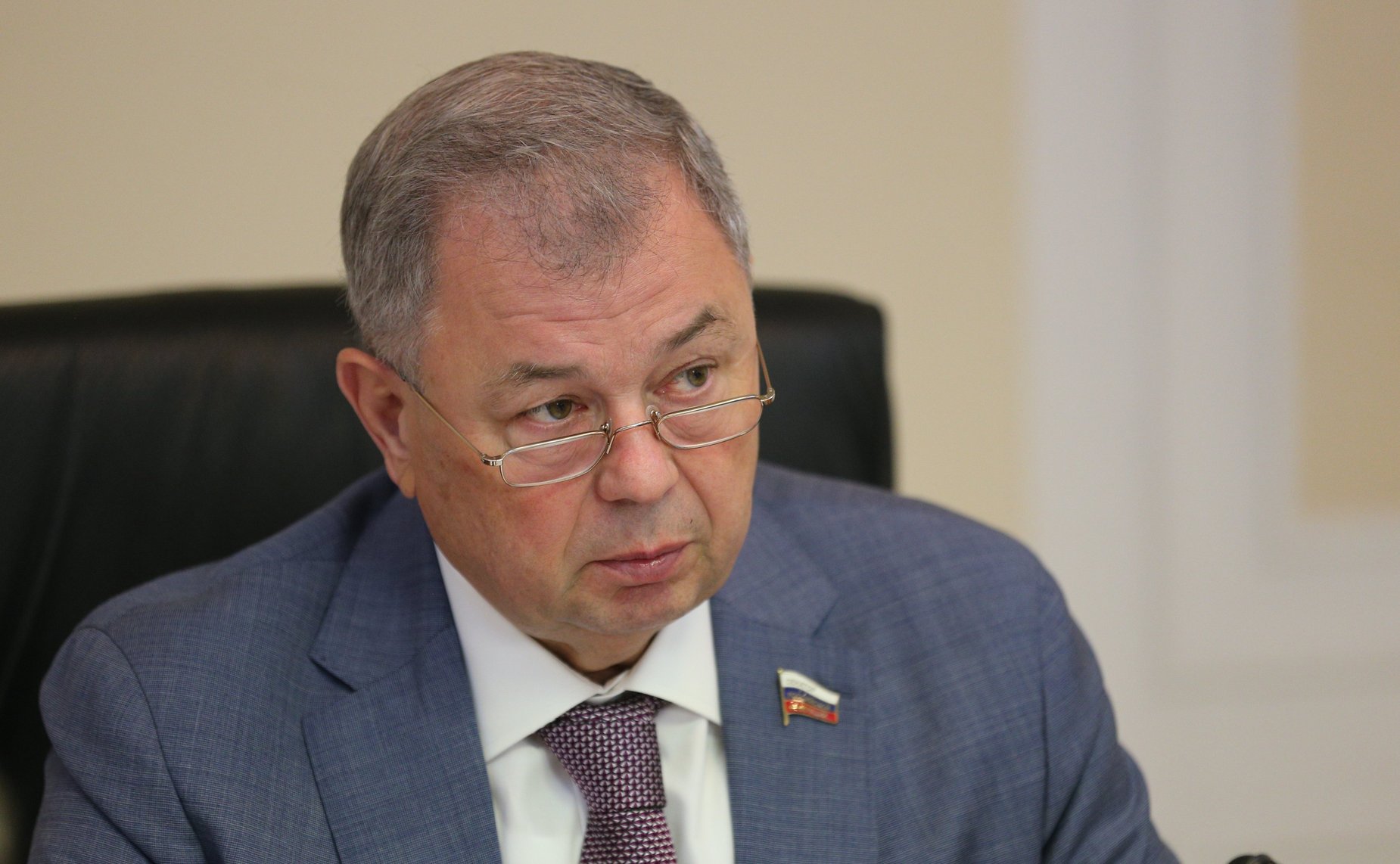 Анатолий Артамонов