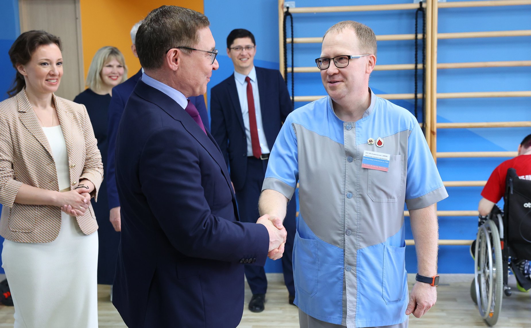 Владимир Якушев в ходе рабочей поездки в Республику Коми встретился с коллективом Республиканского Тентюковского дома-интерната для престарелых и инвалидов