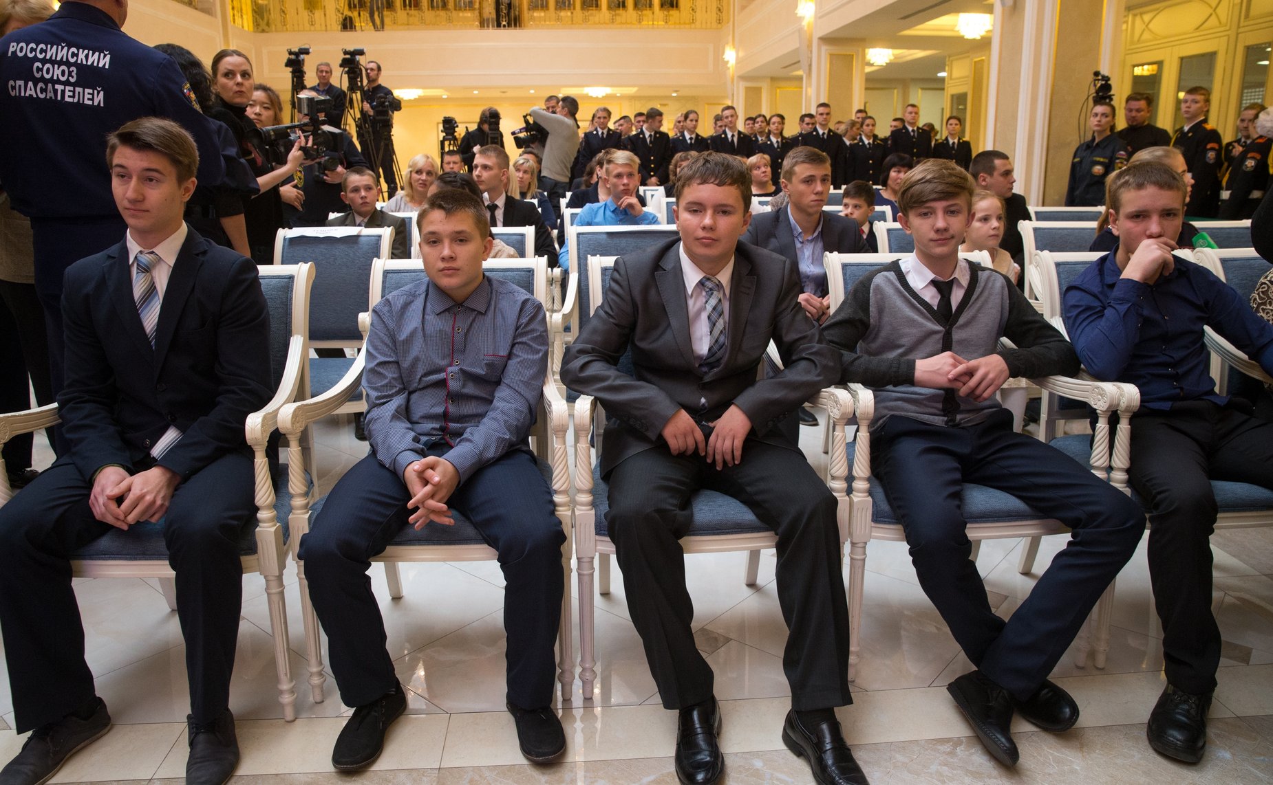 Торжественная церемония награждения и чествования детей и подростков, проявивших личное мужество в экстремальных ситуациях