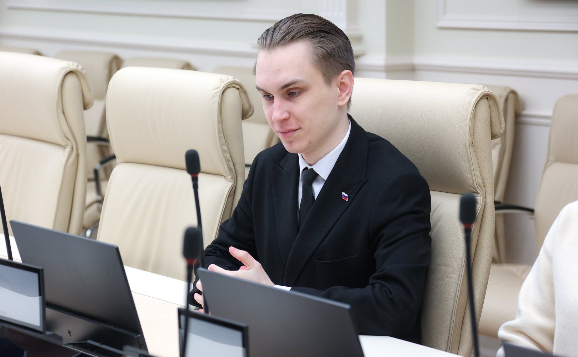 Наталья Никонорова провела встречу с представителями Межрегиональной общественной организации «Молодежный союз «Юный следователь»