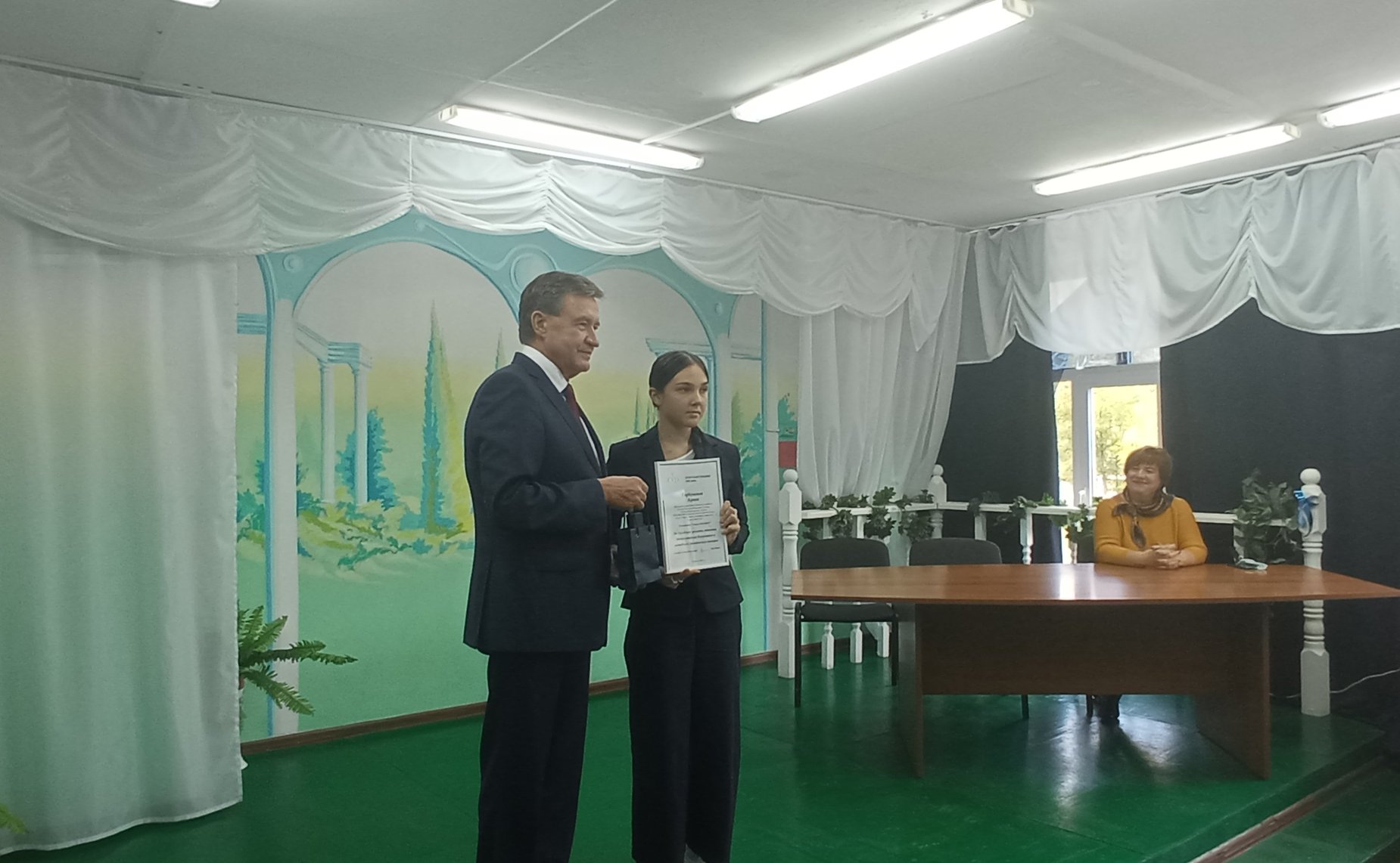 Сергей Рябухин в ходе поездки в регион встретился с победителями V Всероссийского детского конкурса «Портрет твоего края»