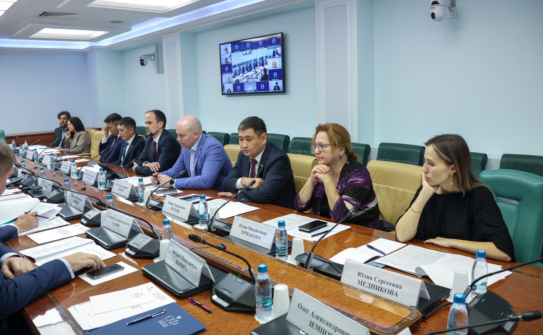 Круглый стол Комитета Совета Федерации по Регламенту и организации парламентской деятельности на тему «Туристские и гостиничные услуги: защита прав потребителей. О ходе выполнения поручений Президента Российской Федерации по развитию внутреннего туризма»