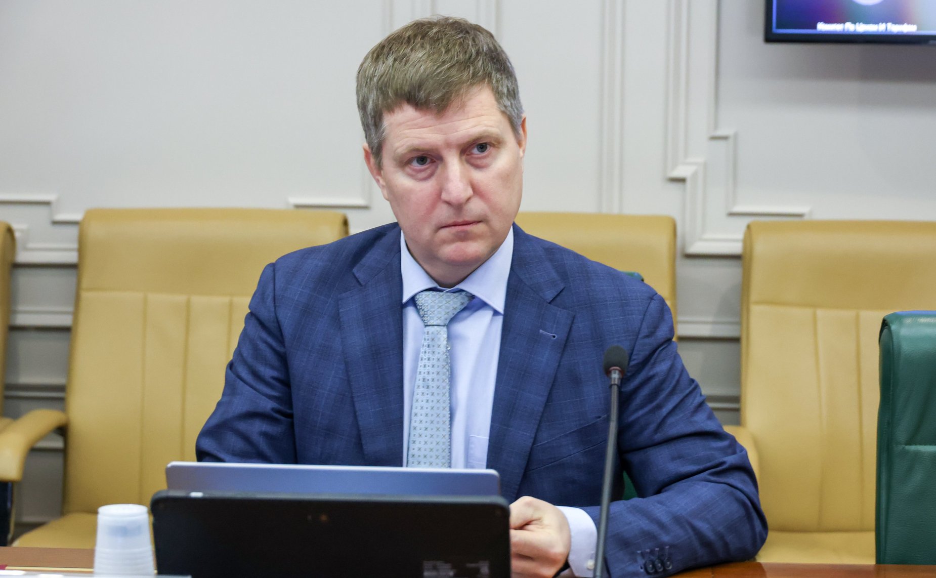 Круглый стол на тему «Сбалансированное развитие энергетического комплекса на территории Дальневосточного федерального округа с учетом перехода на механизмы конкурентного рынка в условиях роста спроса на электрическую энергию»