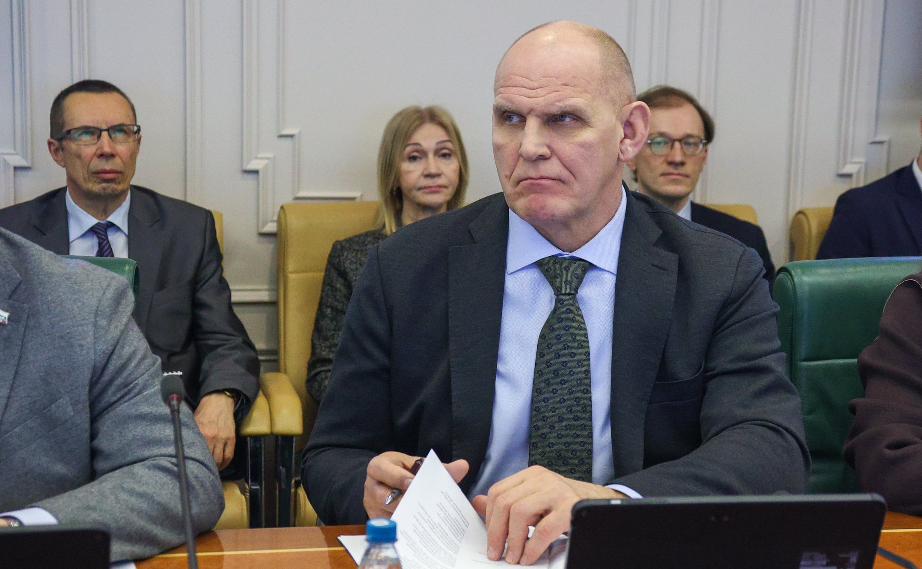 Александр Карелин