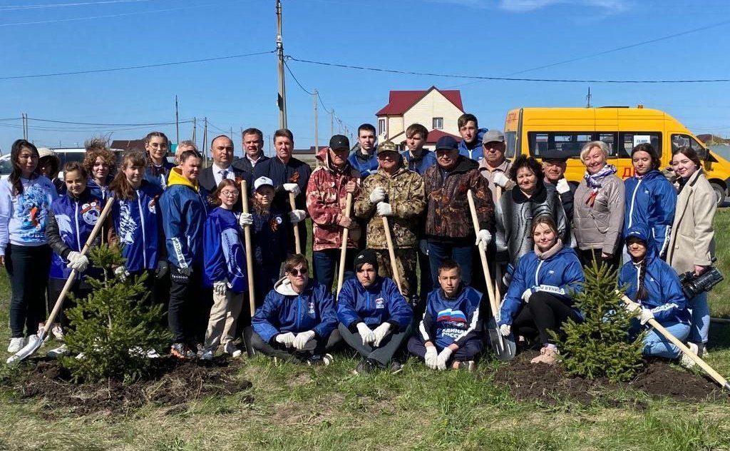 Андрей Шевченко принял участие в торжественных мероприятиях в Оренбургской области в ознаменование 77-й годовщины Победы в Великой Отечественной войне