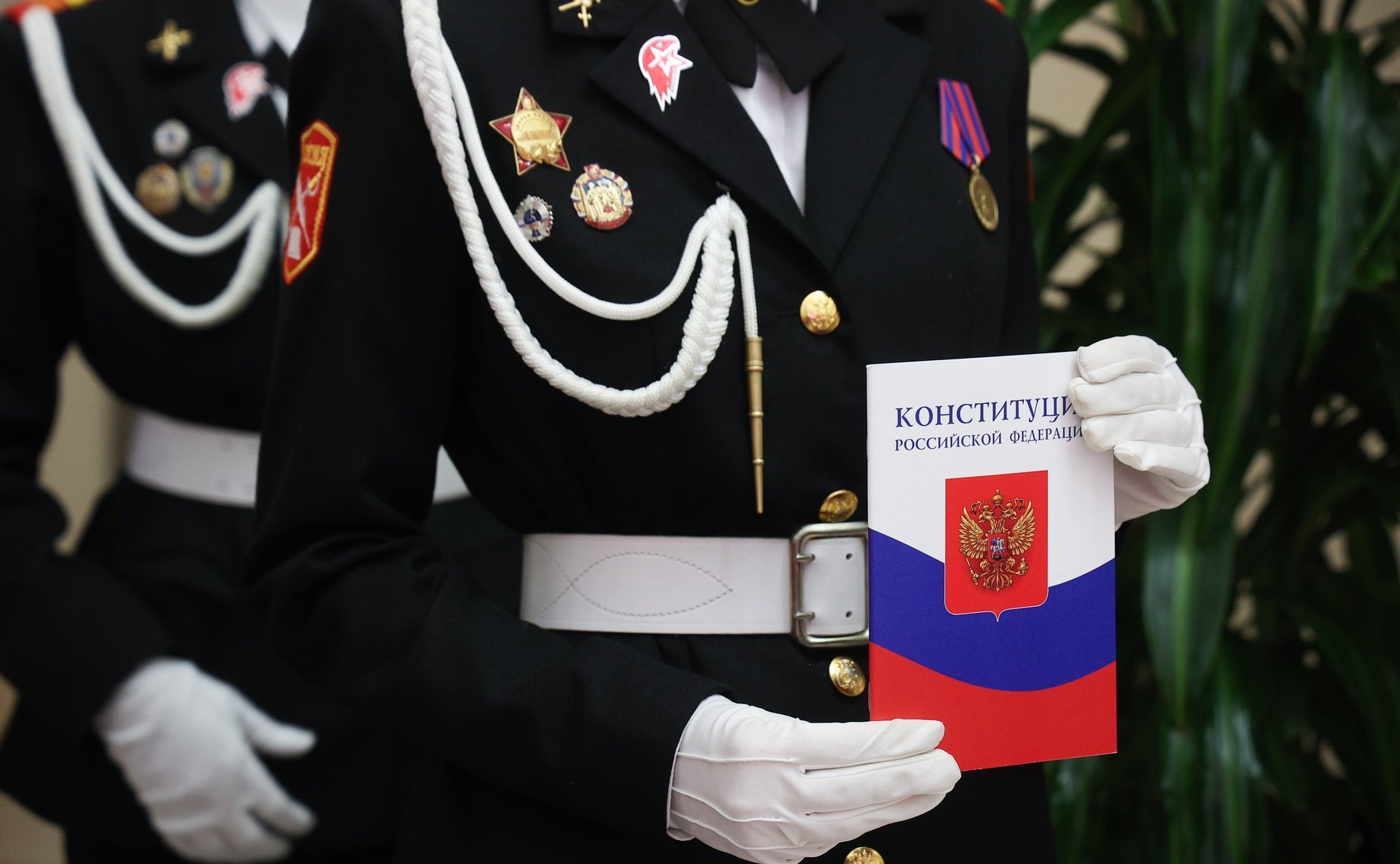 Лилия Гумерова приняла участие в торжественной церемонии вручения паспортов юным гражданам страны