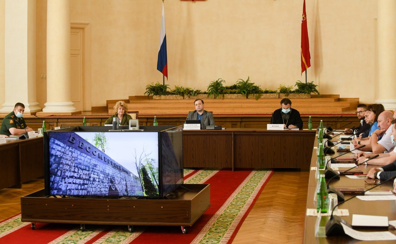 Нина Куликовских приняла участие в заседании областного организационного комитета регионального проекта «Никто не забыт»