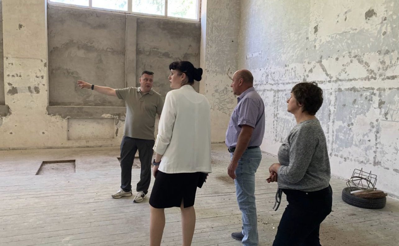 Игорь Кастюкевич окажет содействие в ремонте Дворца культуры в селе Приморское Херсонской области