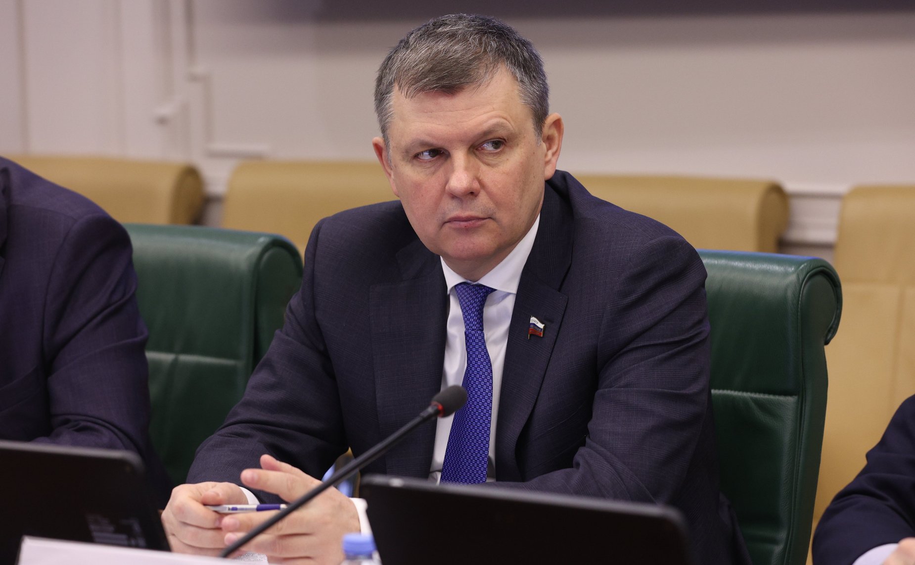 Александр Наролин