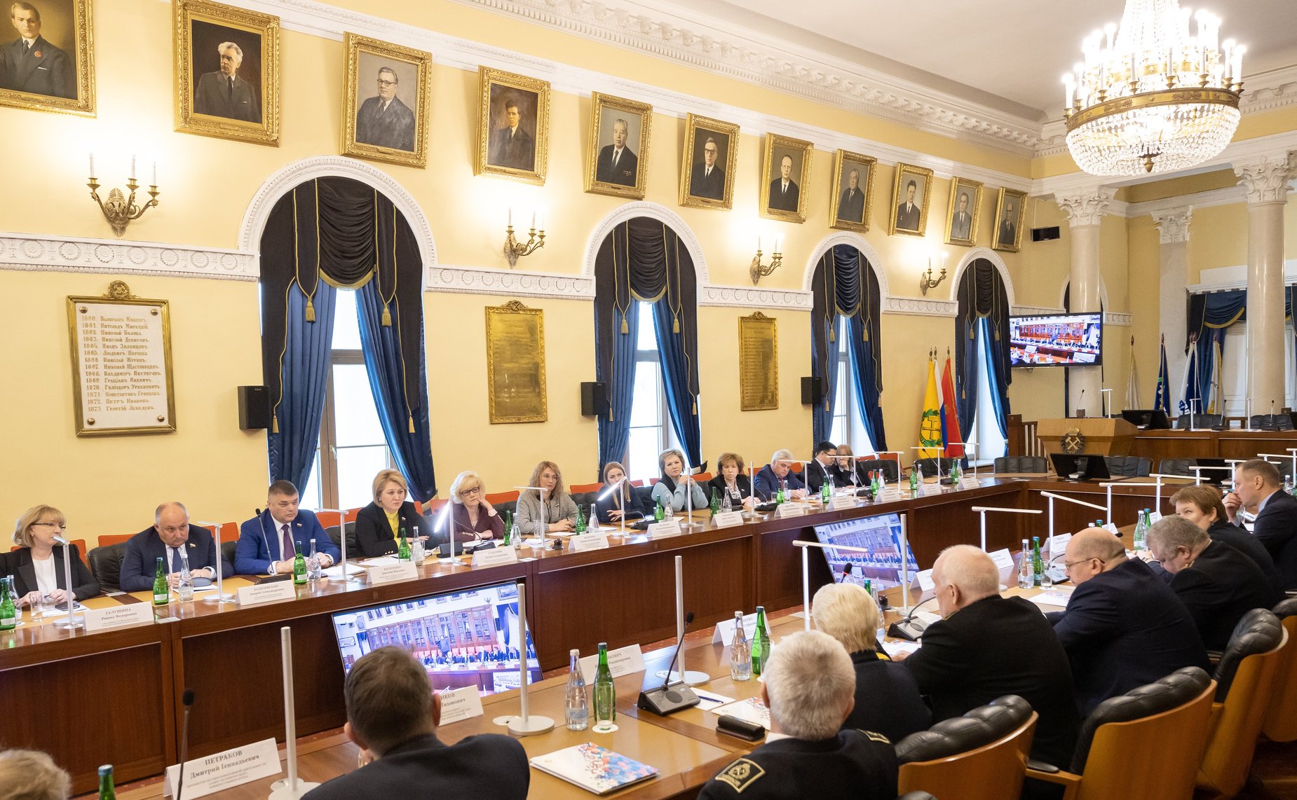 В Санкт-Петербургском Горном университете состоялось выездное заседание Комитета Совета Федерации по науке, образованию и культуре