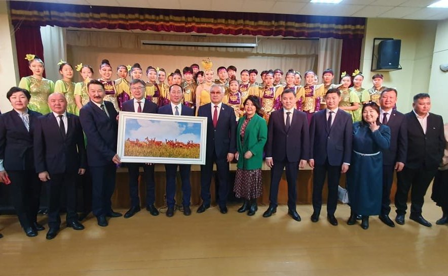 Баир Жамсуев принял участие во встрече делегаций Забайкальского края и Восточного аймака Монголии