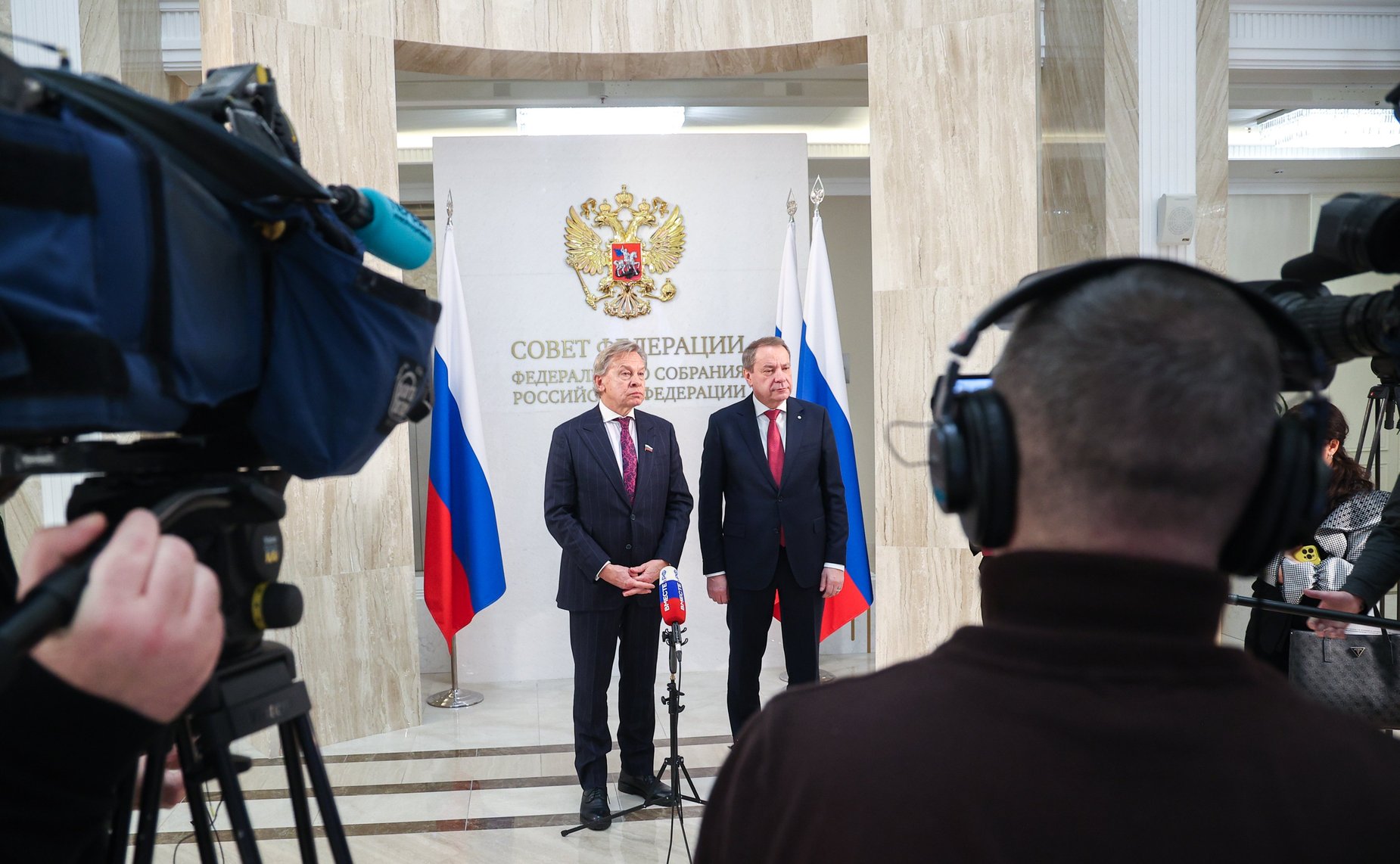 Пресс-подход по итогам заседания Комиссии СФ по информационной политике и взаимодействию со СМИ