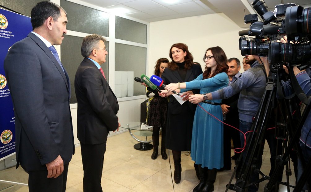 Члены Комитета СФ по обороне и безопасности обсудили с руководством республики состояние и проблемы обеспечения общественной безопасности в субъектах Российской Федерации