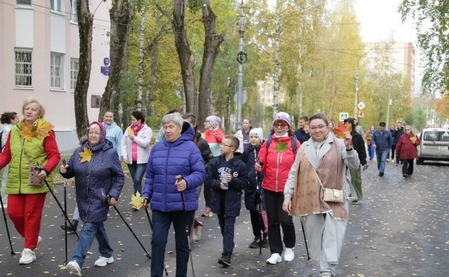 Елена Шумилова провела церемонию открытия маршрута здоровья в Сыктывкаре