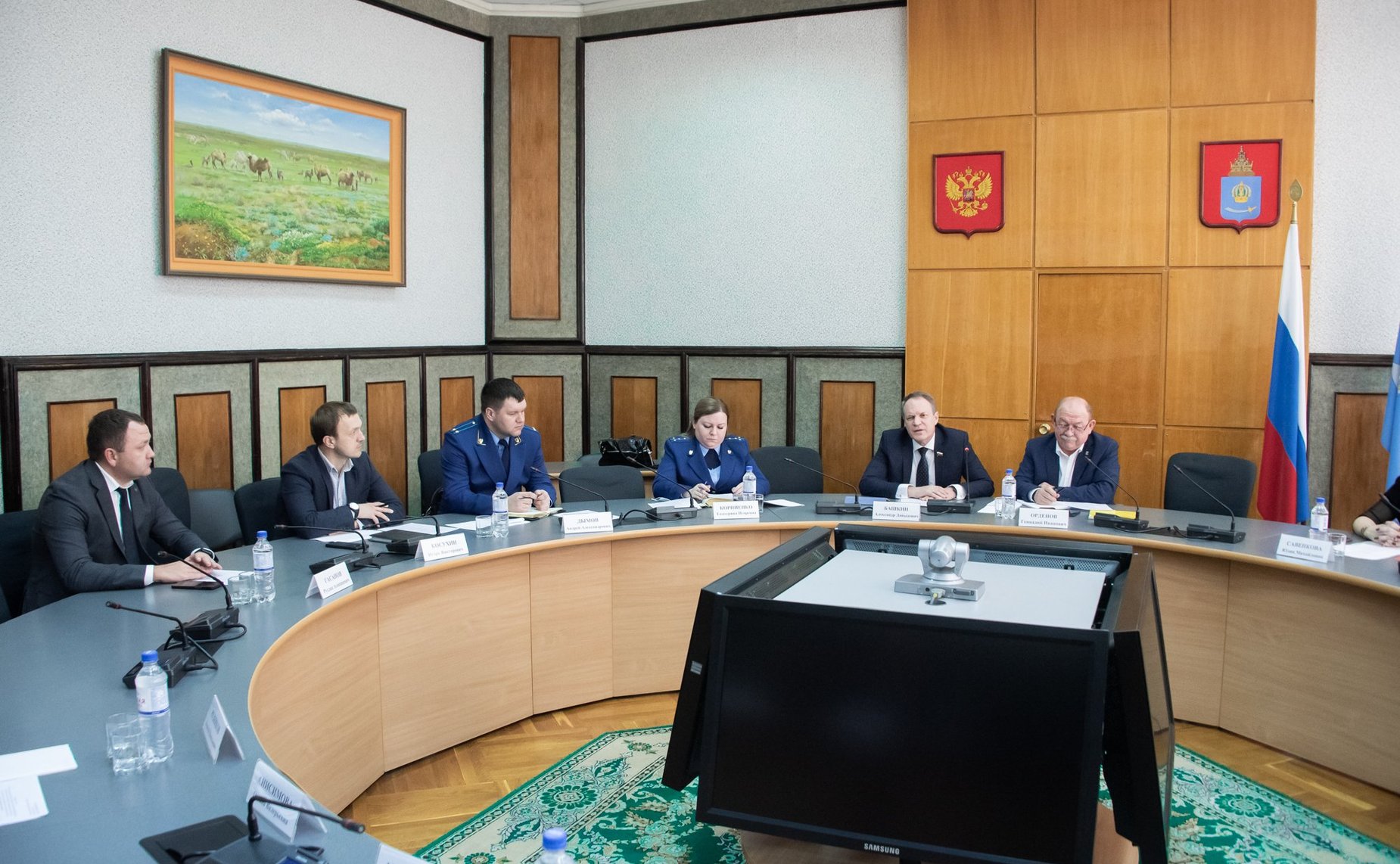 Александр Башкин принял участие в совещании с представителями бизнес-сообщества и контрольно-надзорных органов Астраханской области