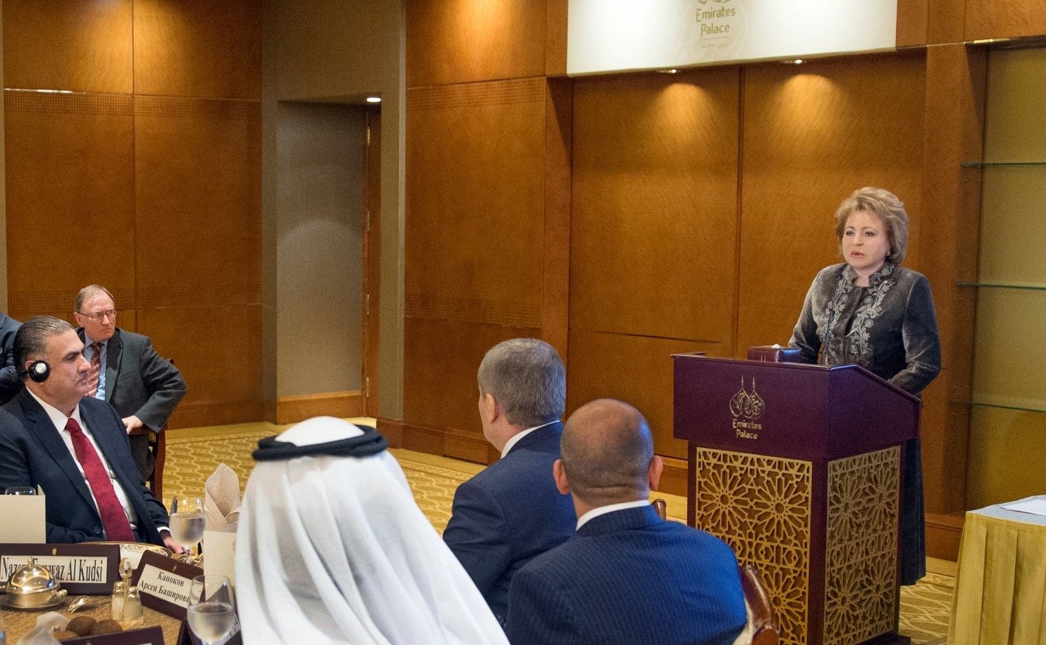 Выступление В. Матвиенко на встрече российских сенаторов и предпринимателей с коллегами из ОАЭ