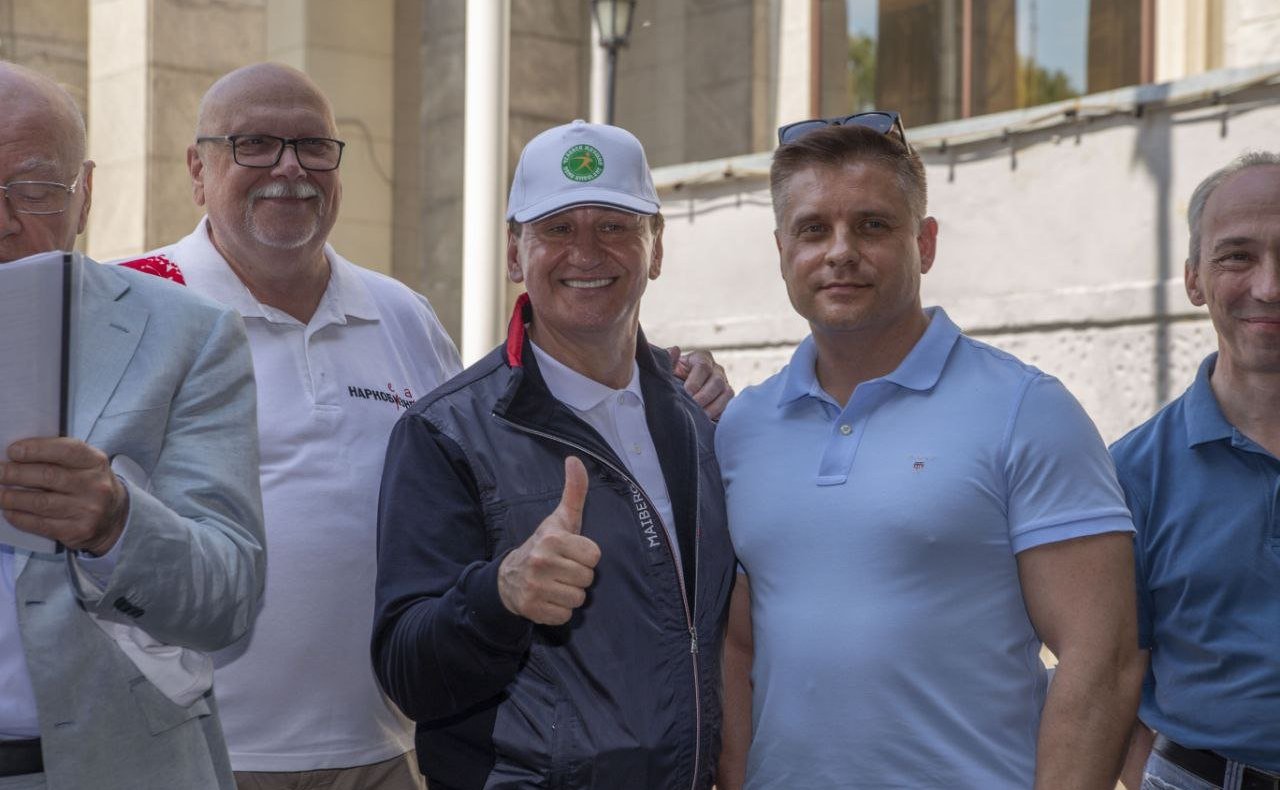 Юрий Архаров принял участие в акции «10000 шагов вместе против наркотиков!»