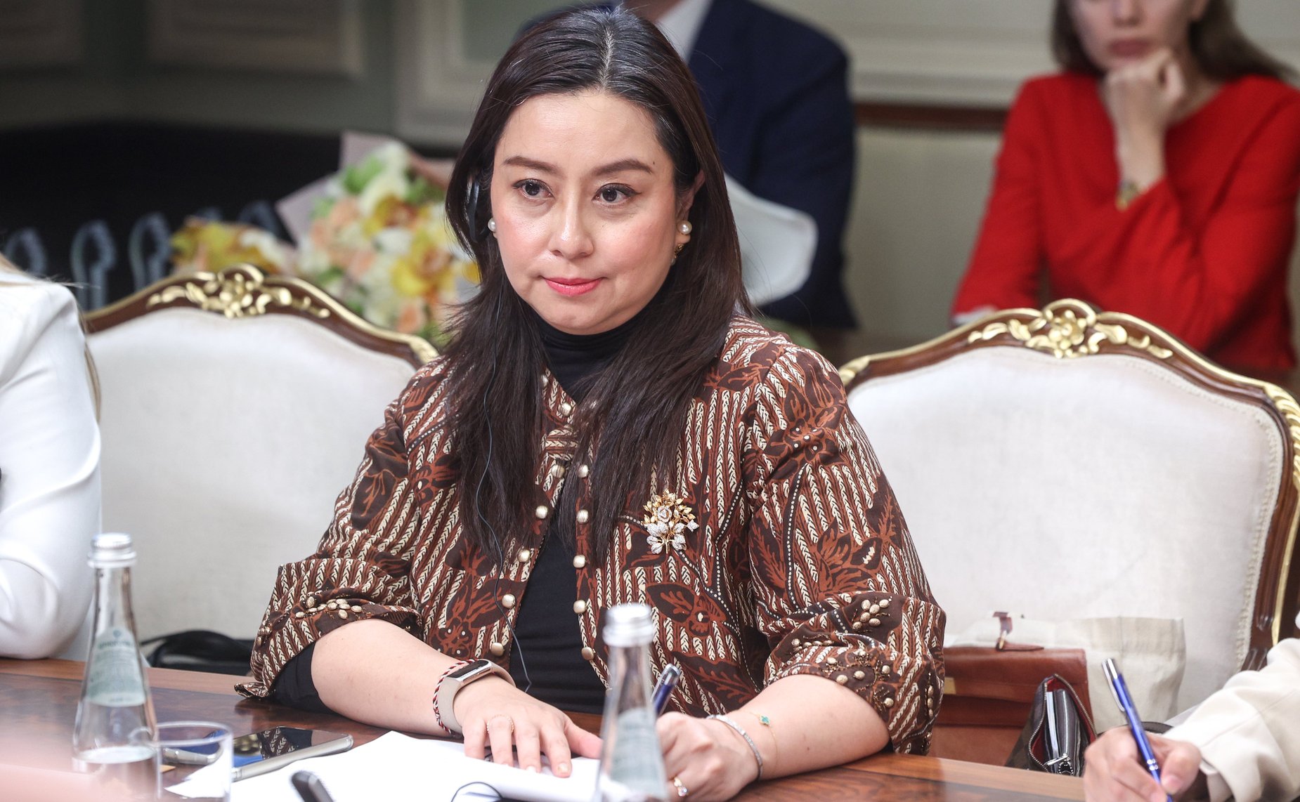 Совещание «Итоги десятого Международного конкурса женских предпринимательских проектов в АТЭС»