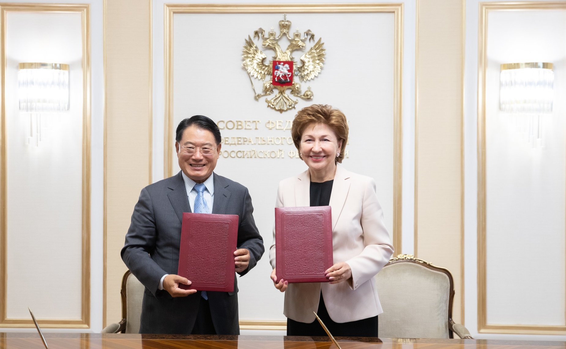 Встреча членов Совета Евразийского женского форума с делегацией Организации Объединенных Наций