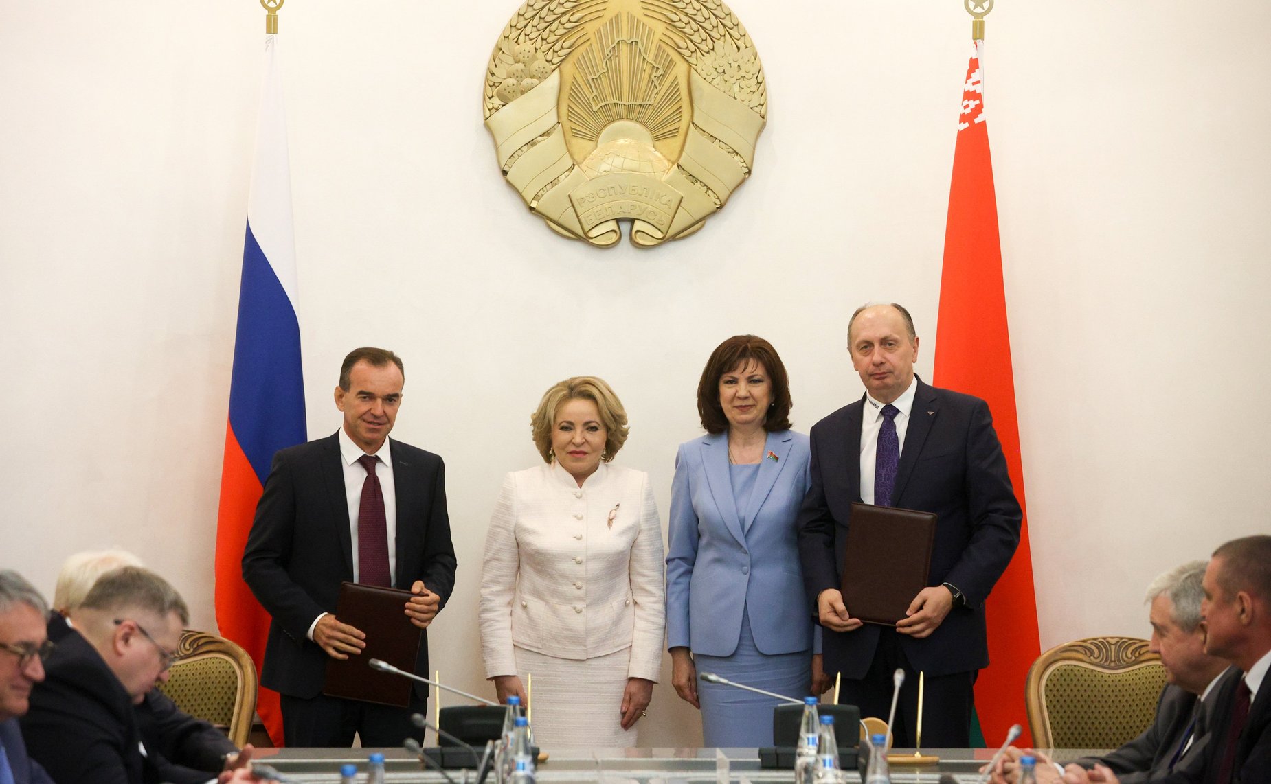 Церемония подписания двусторонних документов 
о сотрудничестве между регионами России и Беларуси