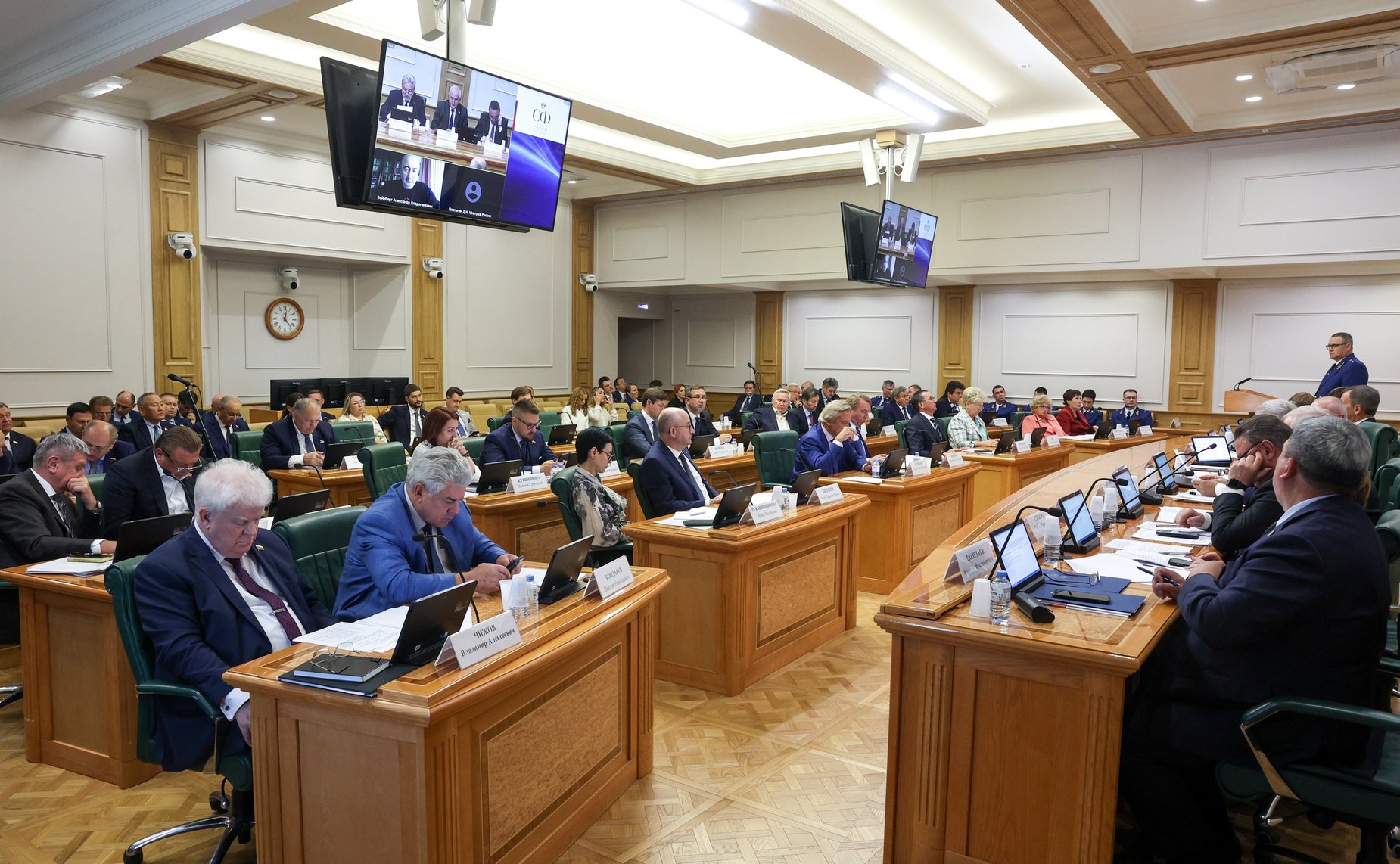 Совместное заседание Комитета СФ по конституционному законодательству и государственному строительству, Комитета СФ по обороне и безопасности и Комитета СФ по федеративному устройству, региональной политике, МСУ и делам Севера