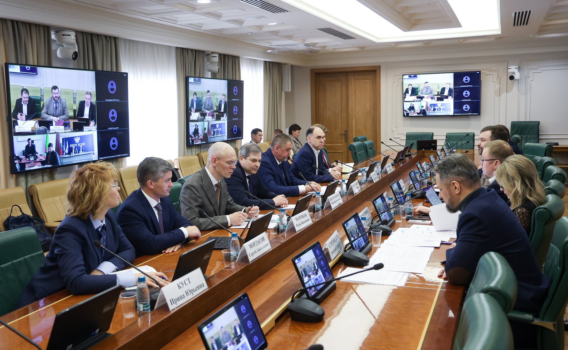 Совещание Комитета Совета Федерации по экономической политике «Актуальные проблемы связи и телекоммуникаций в воссоединенных субъектах Российской Федерации»