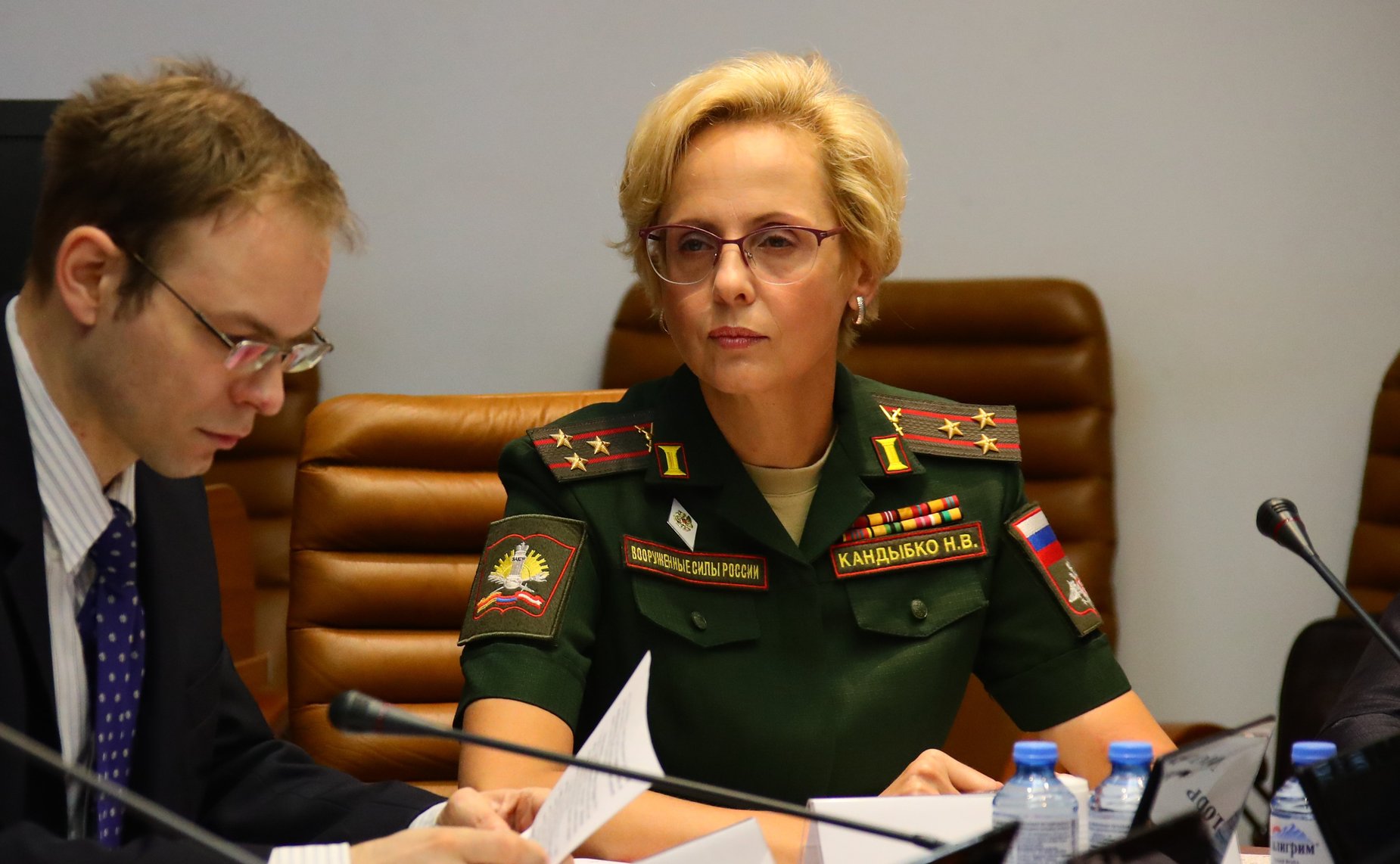 «Круглый стол» на тему «Роль законодательных (представительных) органов власти в обеспечении гуманитарных задач обороны РФ»