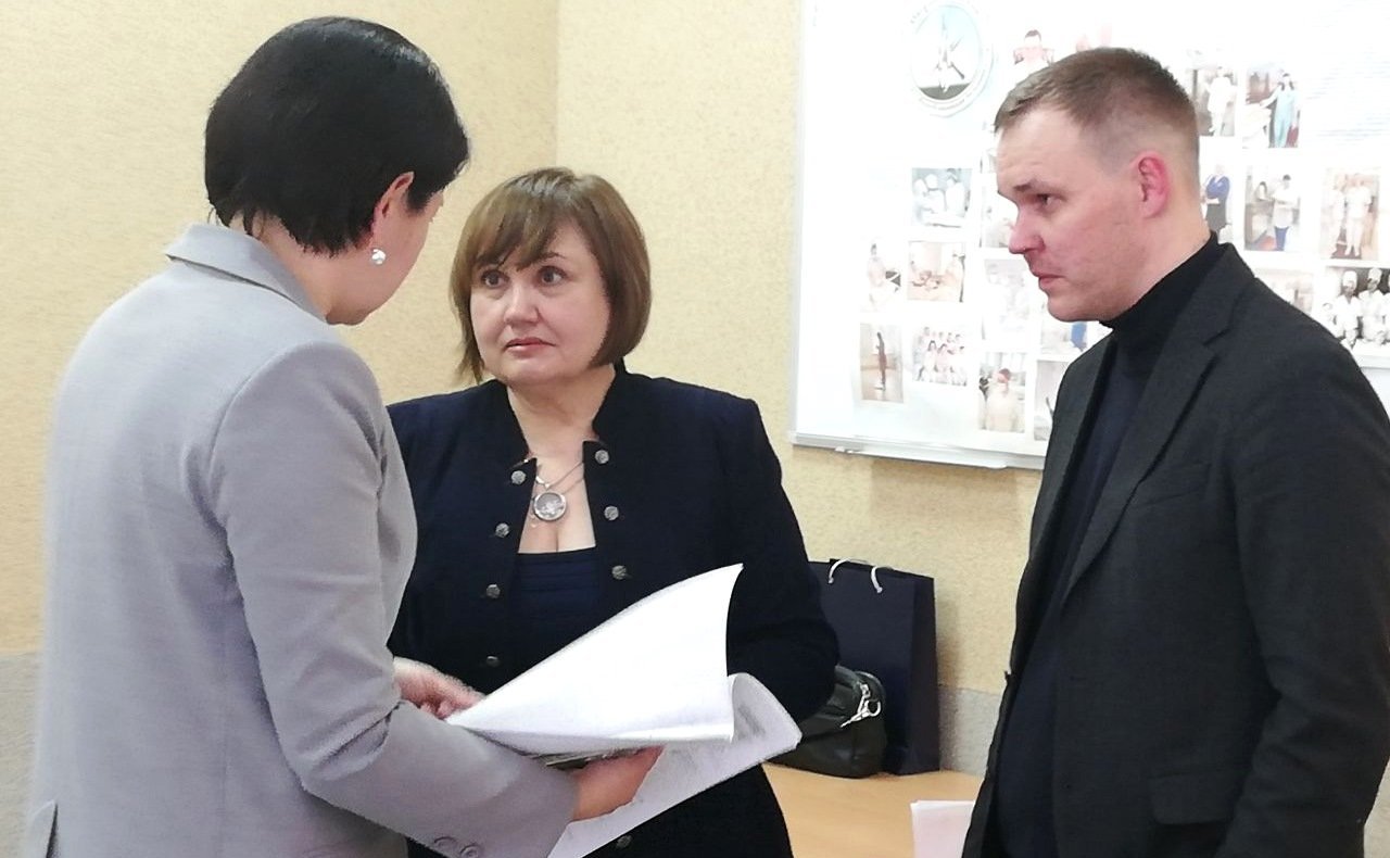 Татьяна Гигель в ходе рабочей командировки по региону приняла участие во встрече с коллективом республиканской больницы