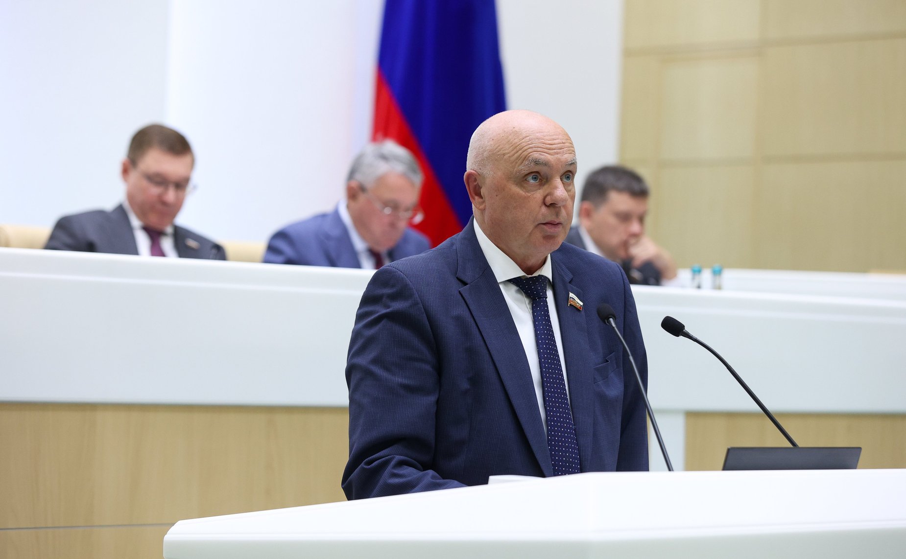 Андрей Шохин