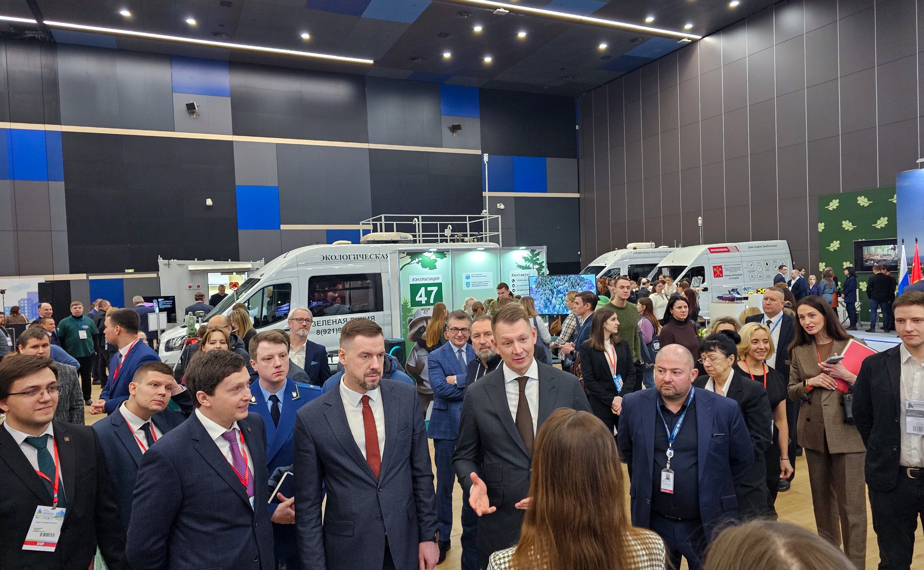 Александр Двойных выступил на пленарном заседании XXIV Международного Форума «Экология большого города» на тему «Устойчивая среда мегаполиса: как раскрыть экологический потенциал»